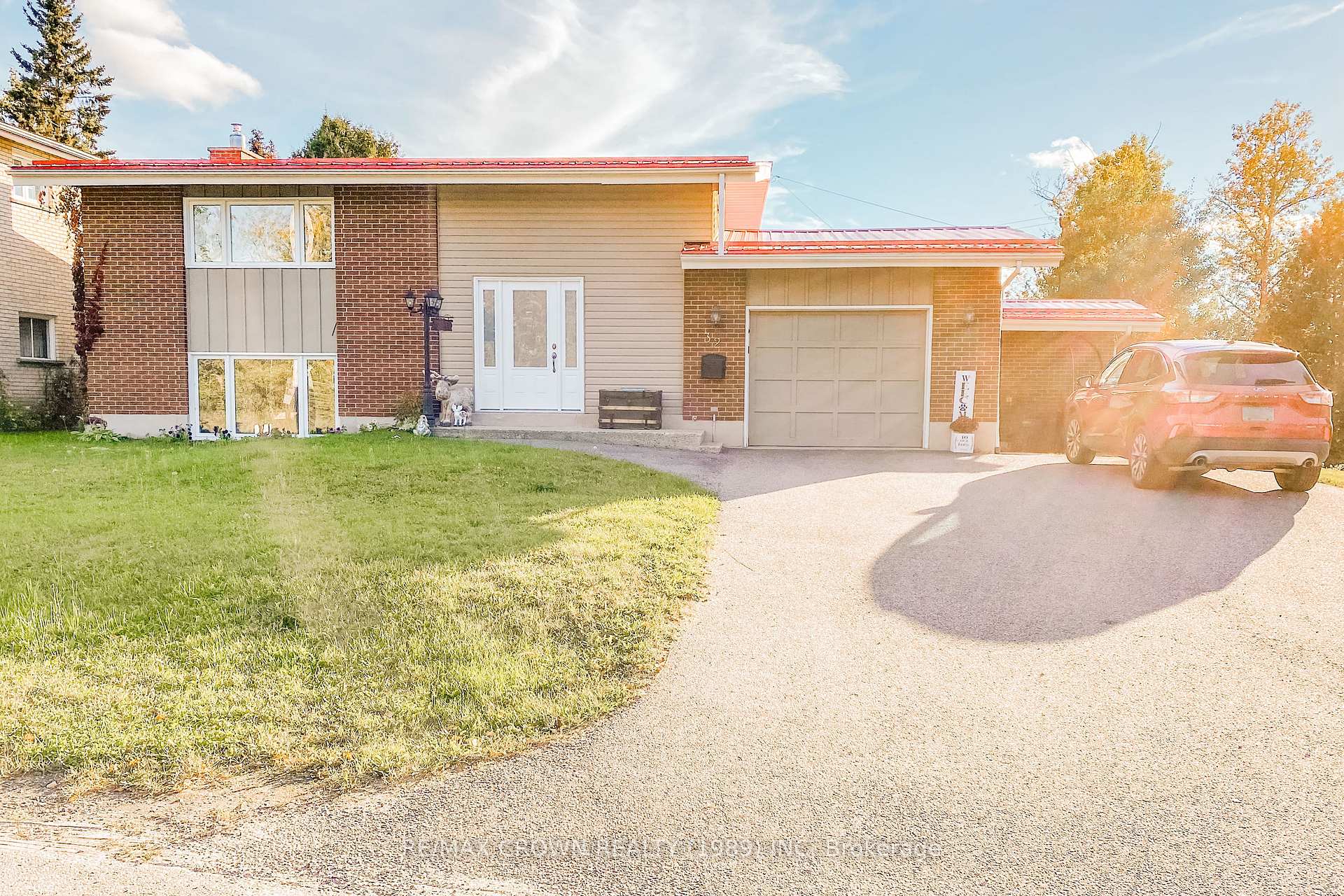 Photo 1 of 32 Kimberly Drive, Kapuskasing — HOMEH