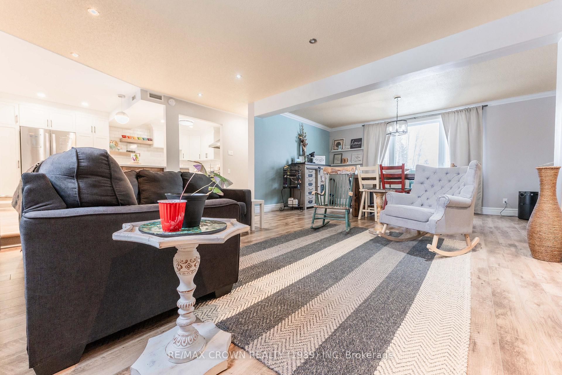 Photo 16 of 32 Kimberly Drive, Kapuskasing — HOMEH