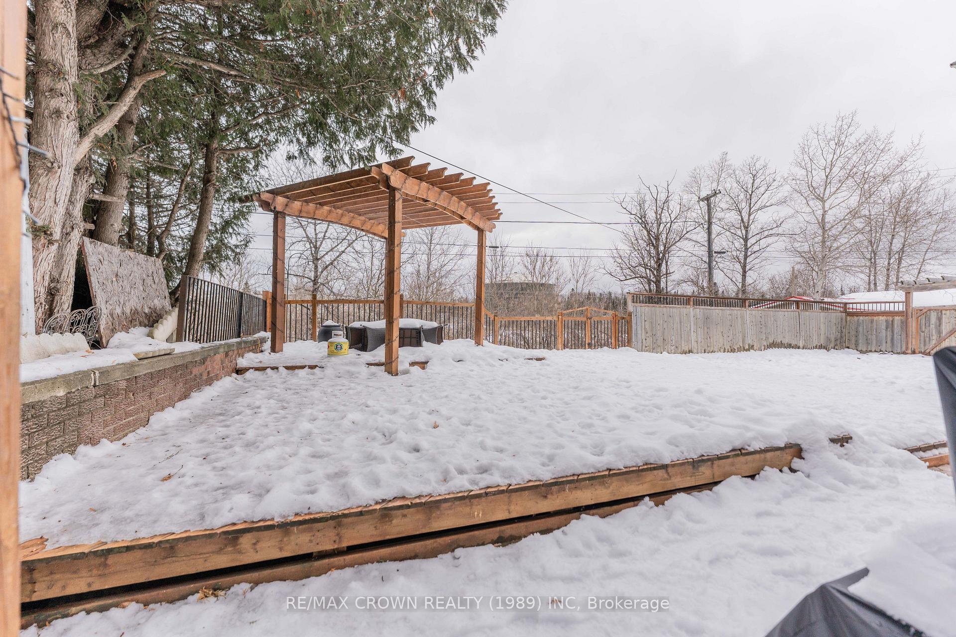 Photo 48 of 32 Kimberly Drive, Kapuskasing — HOMEH