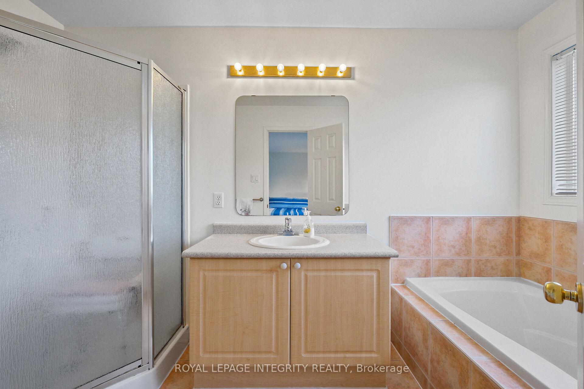 Photo 24 of 170 Grandpark Circle, Ottawa, Hunt Club Park — HOMEH