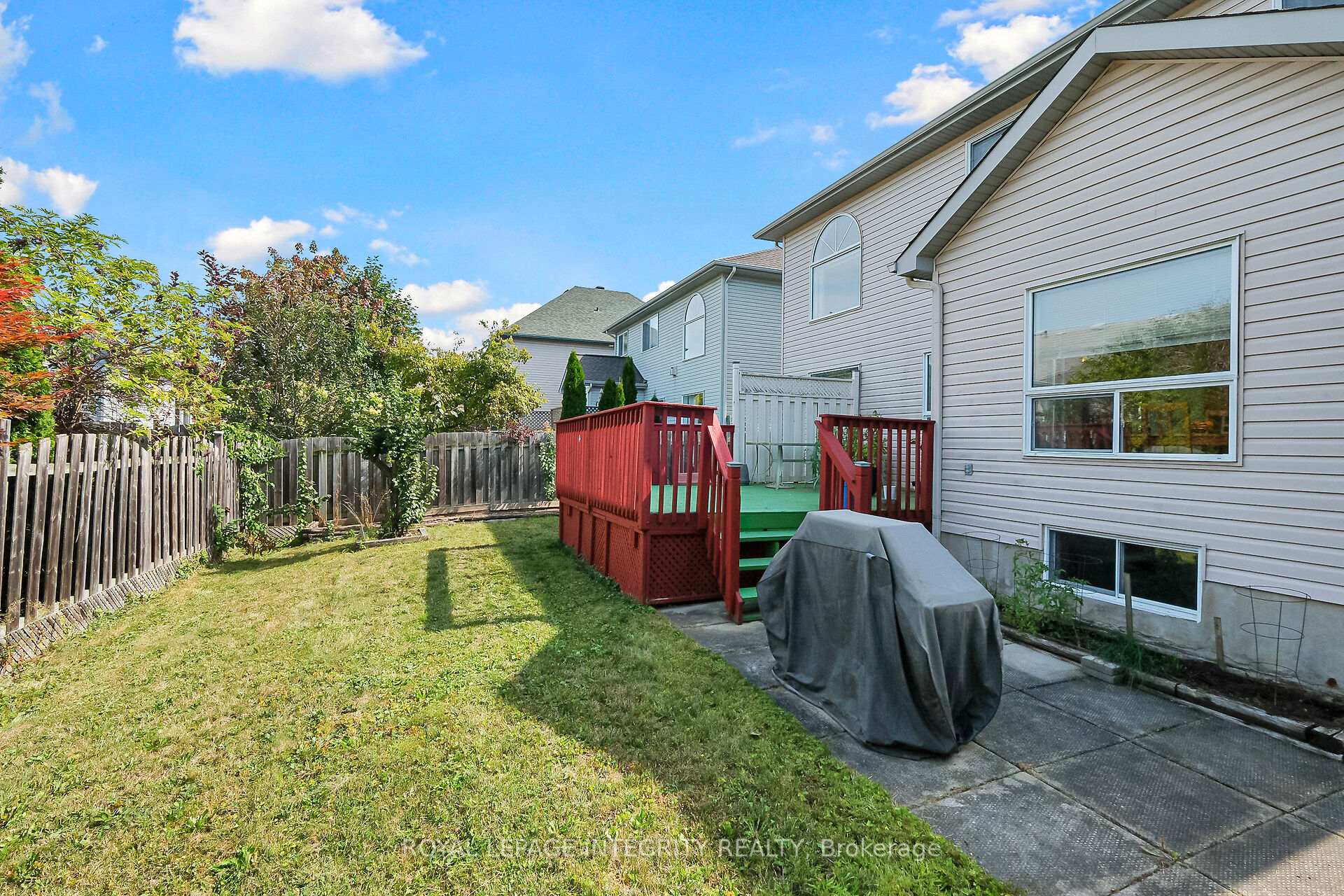 Photo 29 of 170 Grandpark Circle, Ottawa, Hunt Club Park — HOMEH