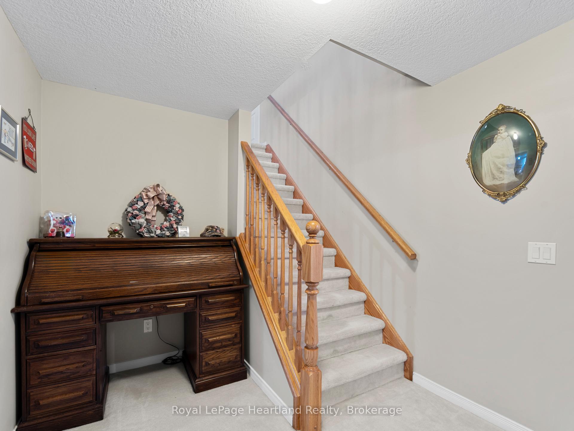 Photo 24 of 23 Stornoway Crescent, Huron East, Egmondville — HOMEH
