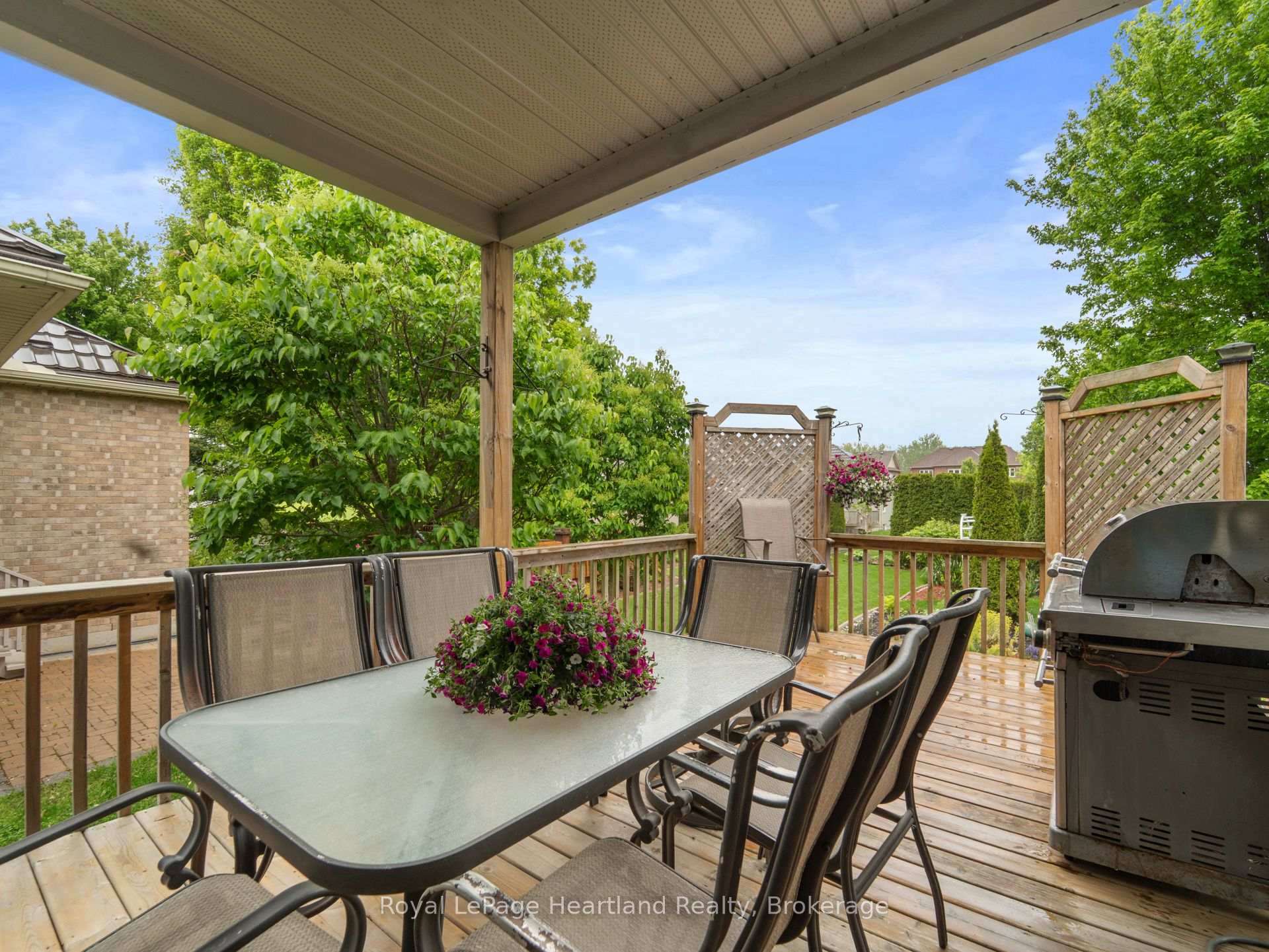 Photo 37 of 23 Stornoway Crescent, Huron East, Egmondville — HOMEH