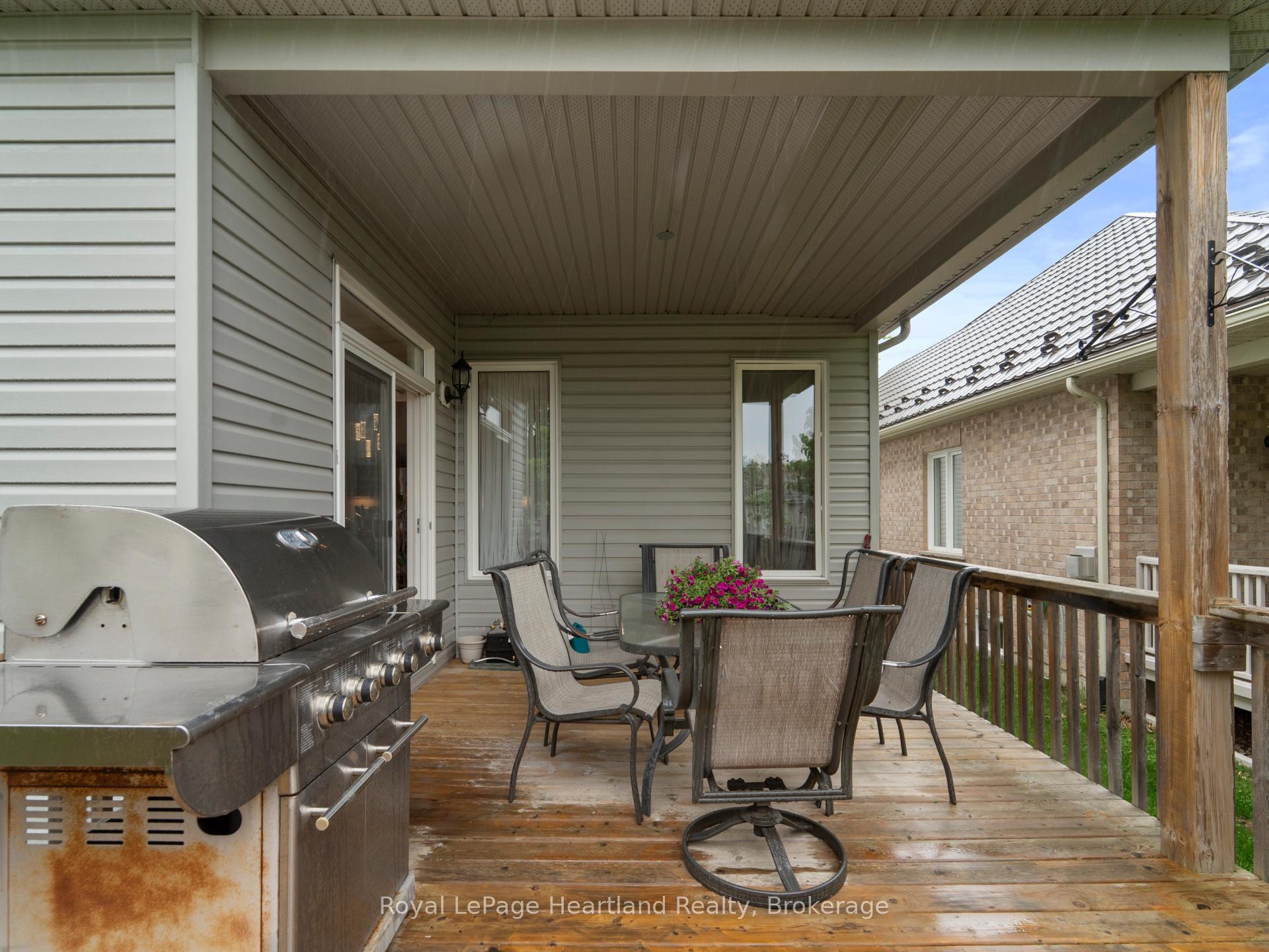 Photo 38 of 23 Stornoway Crescent, Huron East, Egmondville — HOMEH