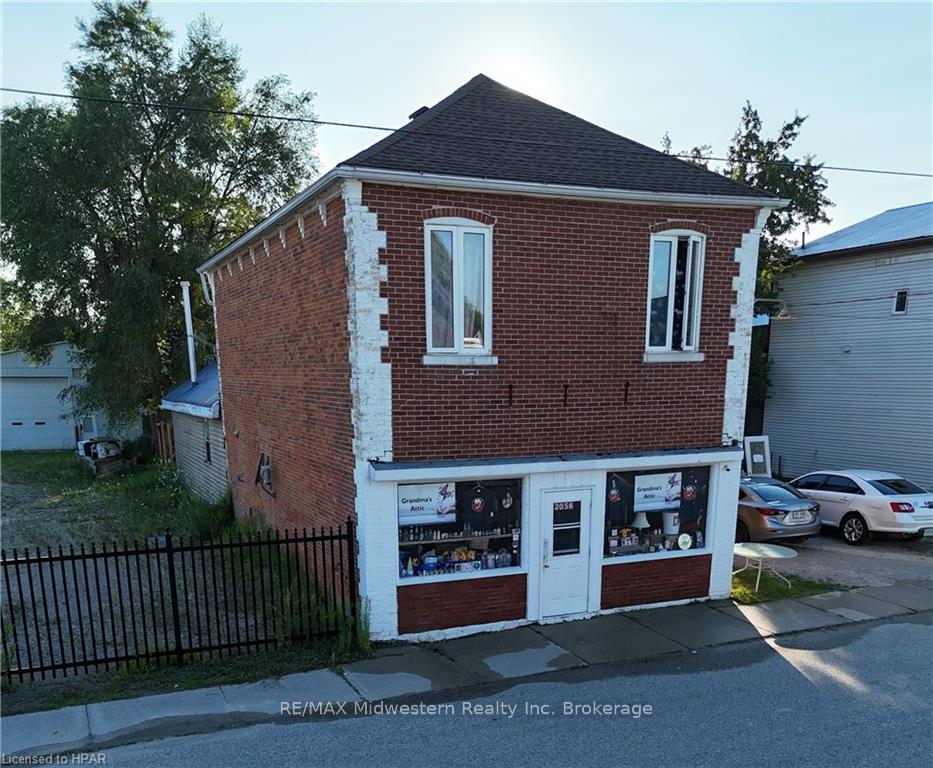 Photo 3 of 2056 Victoria St, Howick — HOMEH