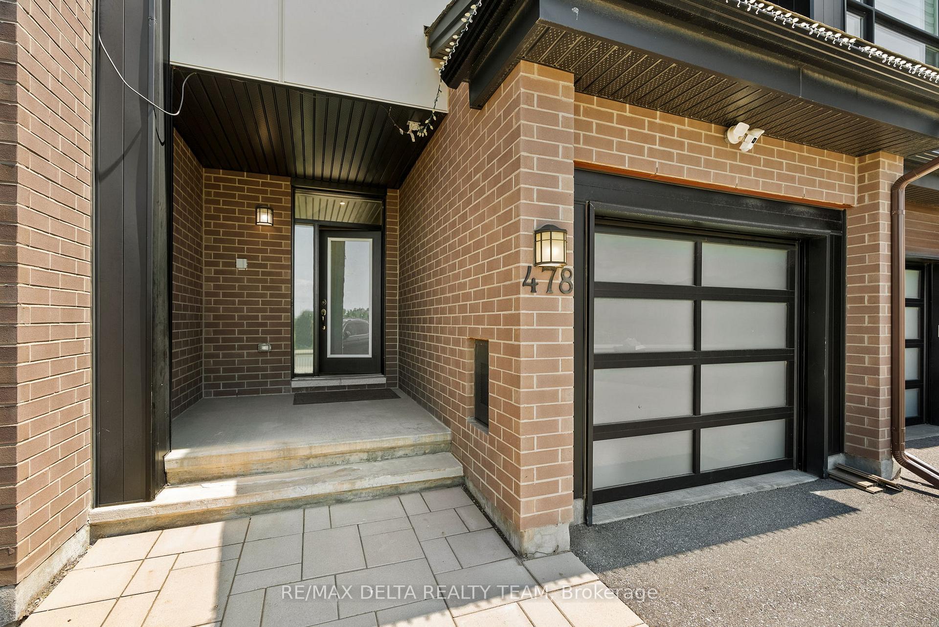 Photo 2 of 478 Trident Mews, Ottawa, Leitrim — HOMEH