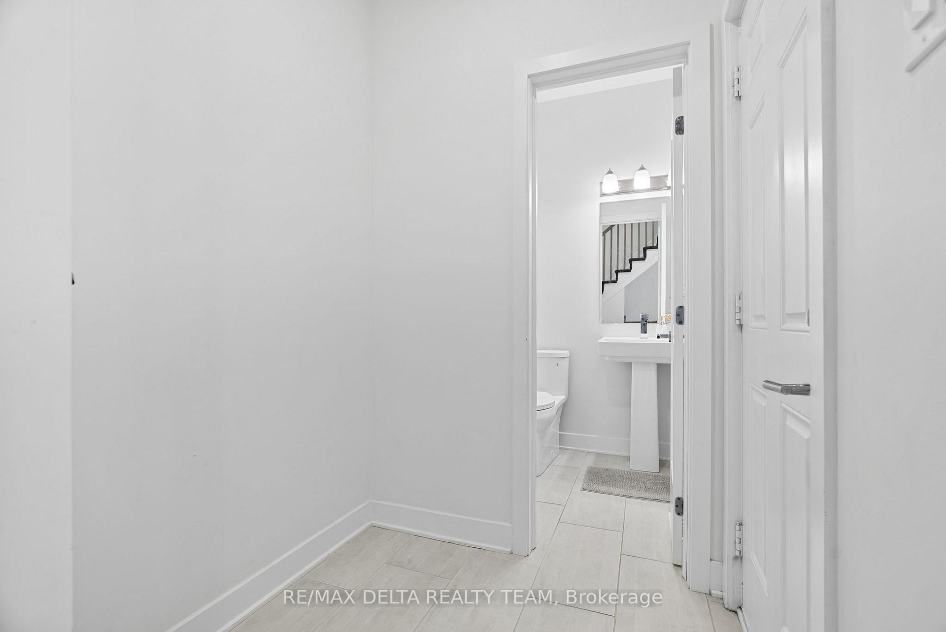 Photo 21 of 478 Trident Mews, Ottawa, Leitrim — HOMEH