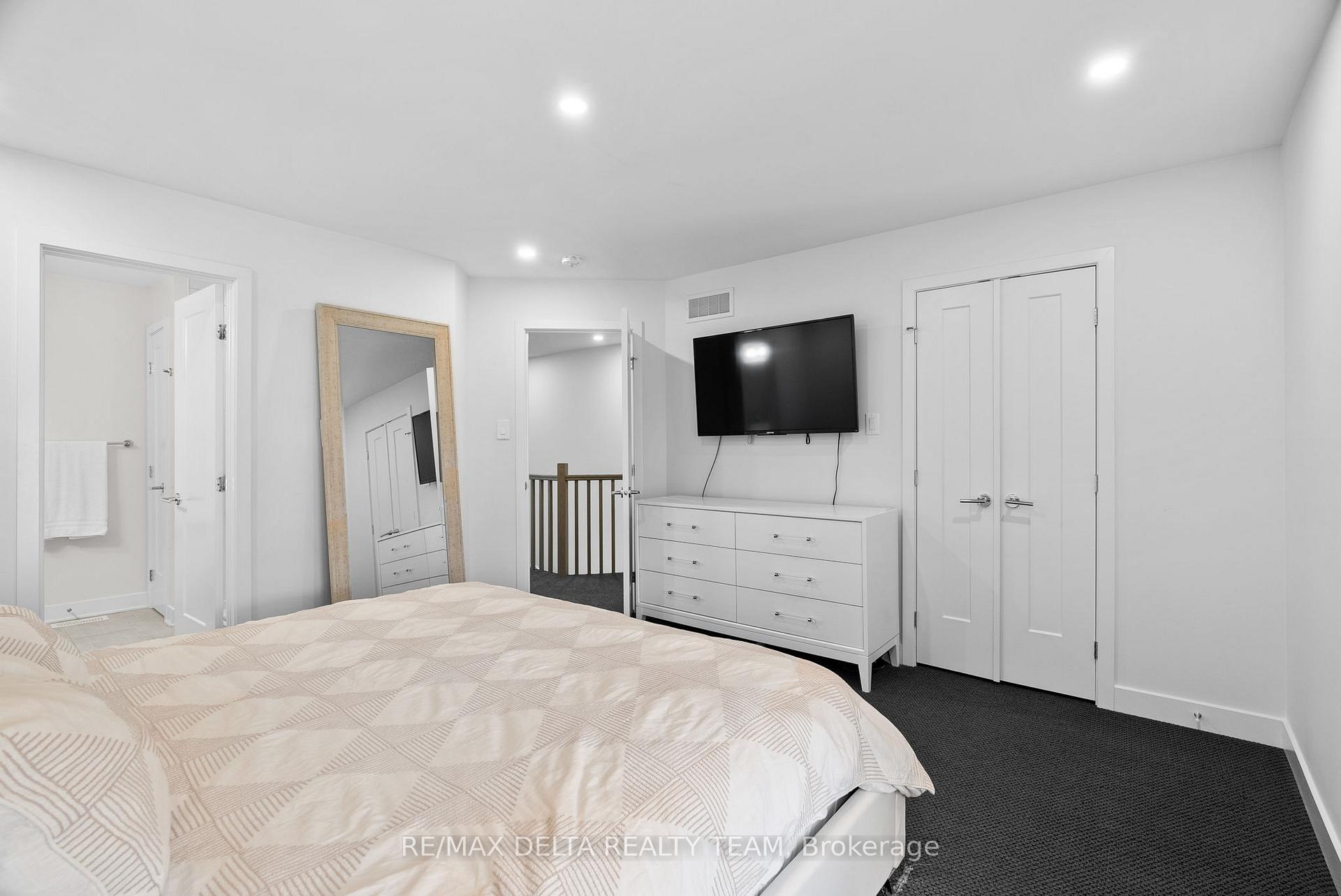 Photo 26 of 478 Trident Mews, Ottawa, Leitrim — HOMEH