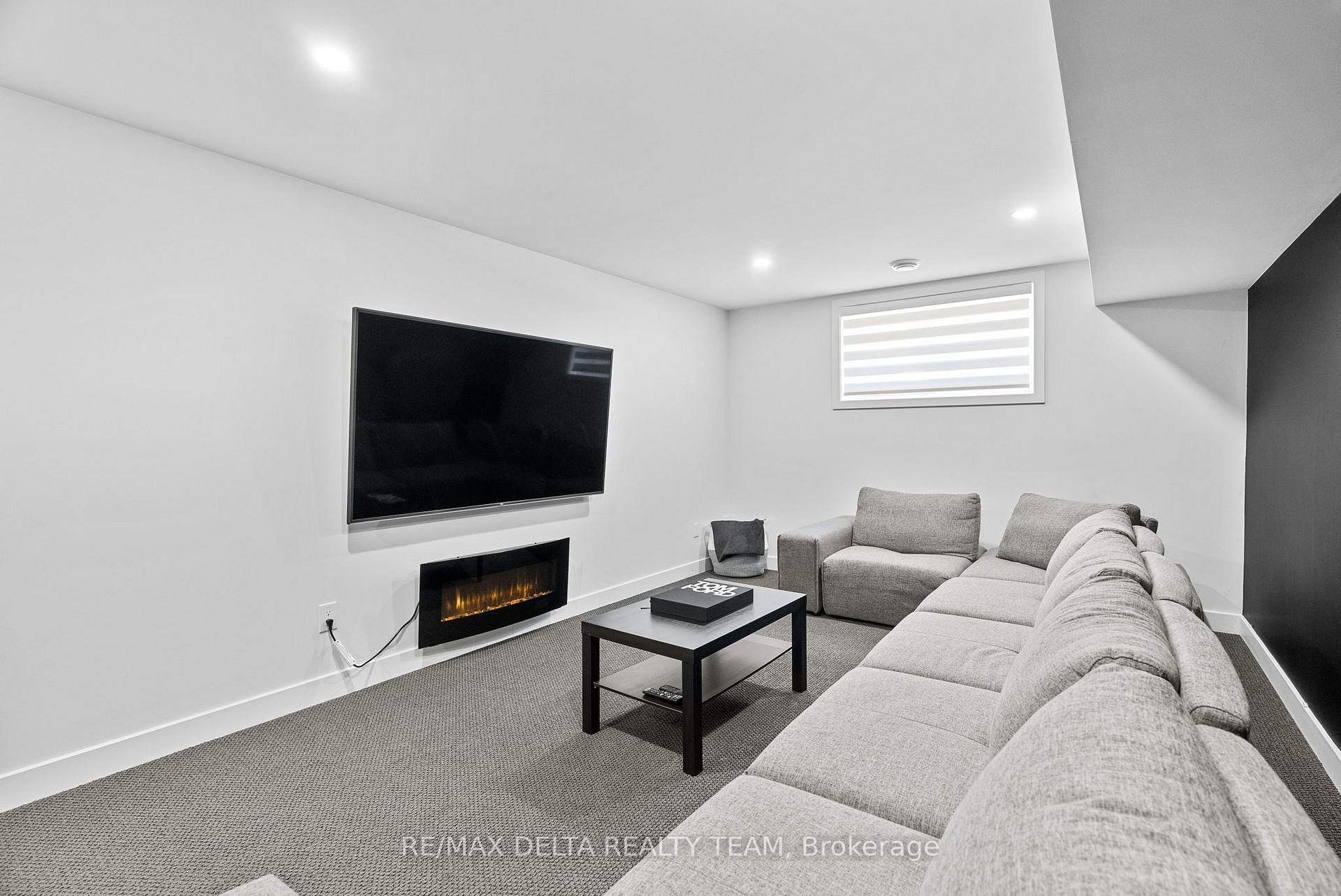 Photo 38 of 478 Trident Mews, Ottawa, Leitrim — HOMEH