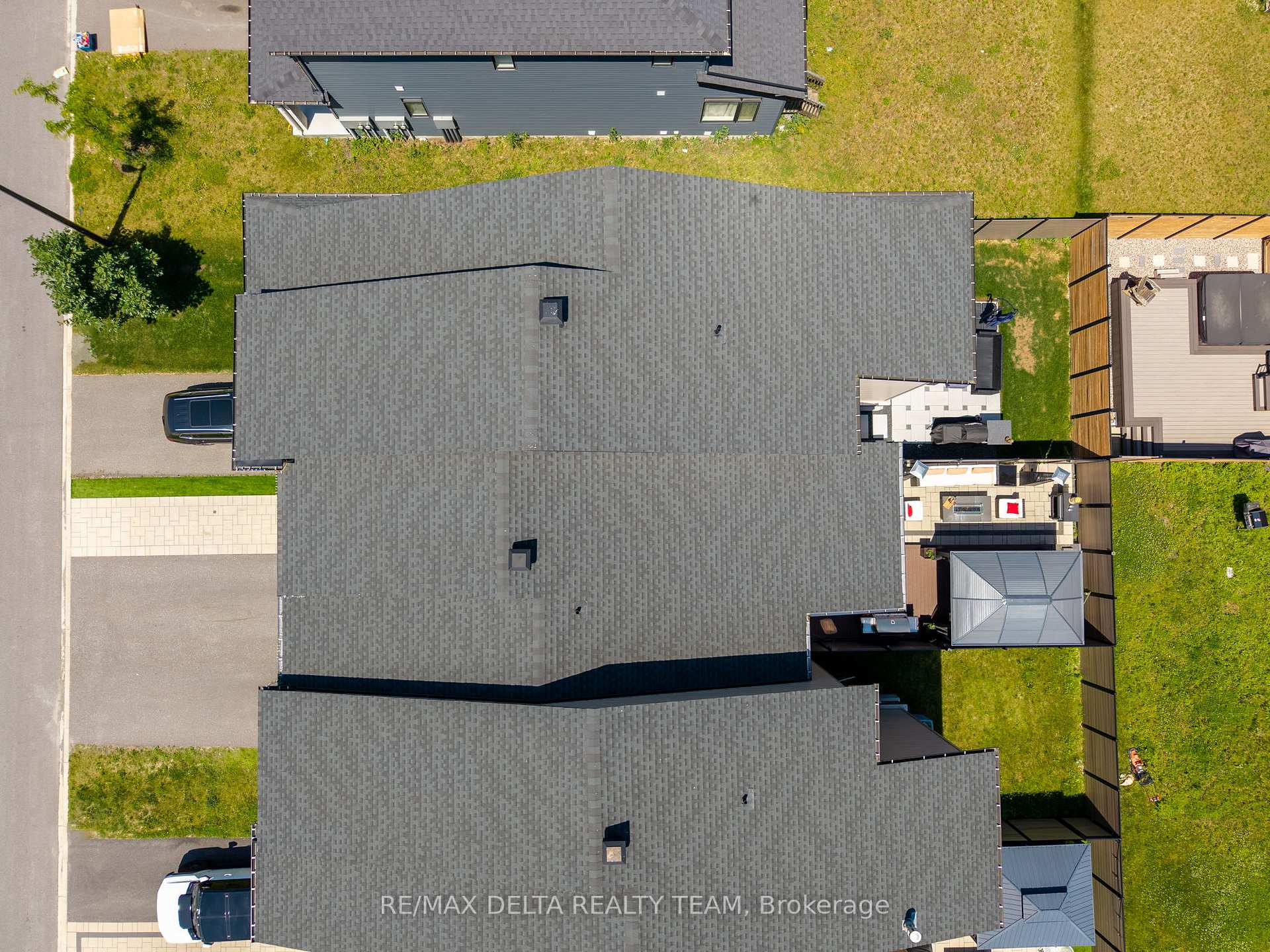 Photo 47 of 478 Trident Mews, Ottawa, Leitrim — HOMEH