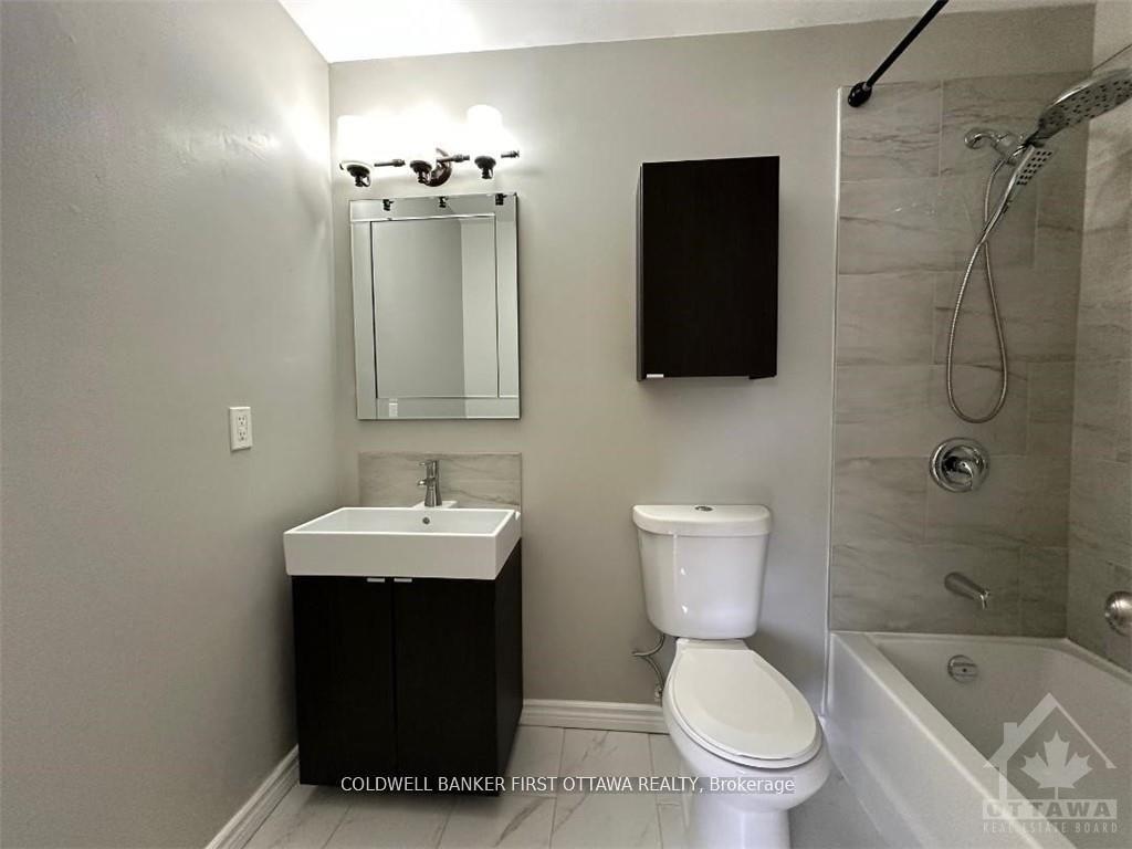 Photo 9 of 68 Burlington Crescent, Ottawa, Hunt Club Park/Greenboro — HOMEH