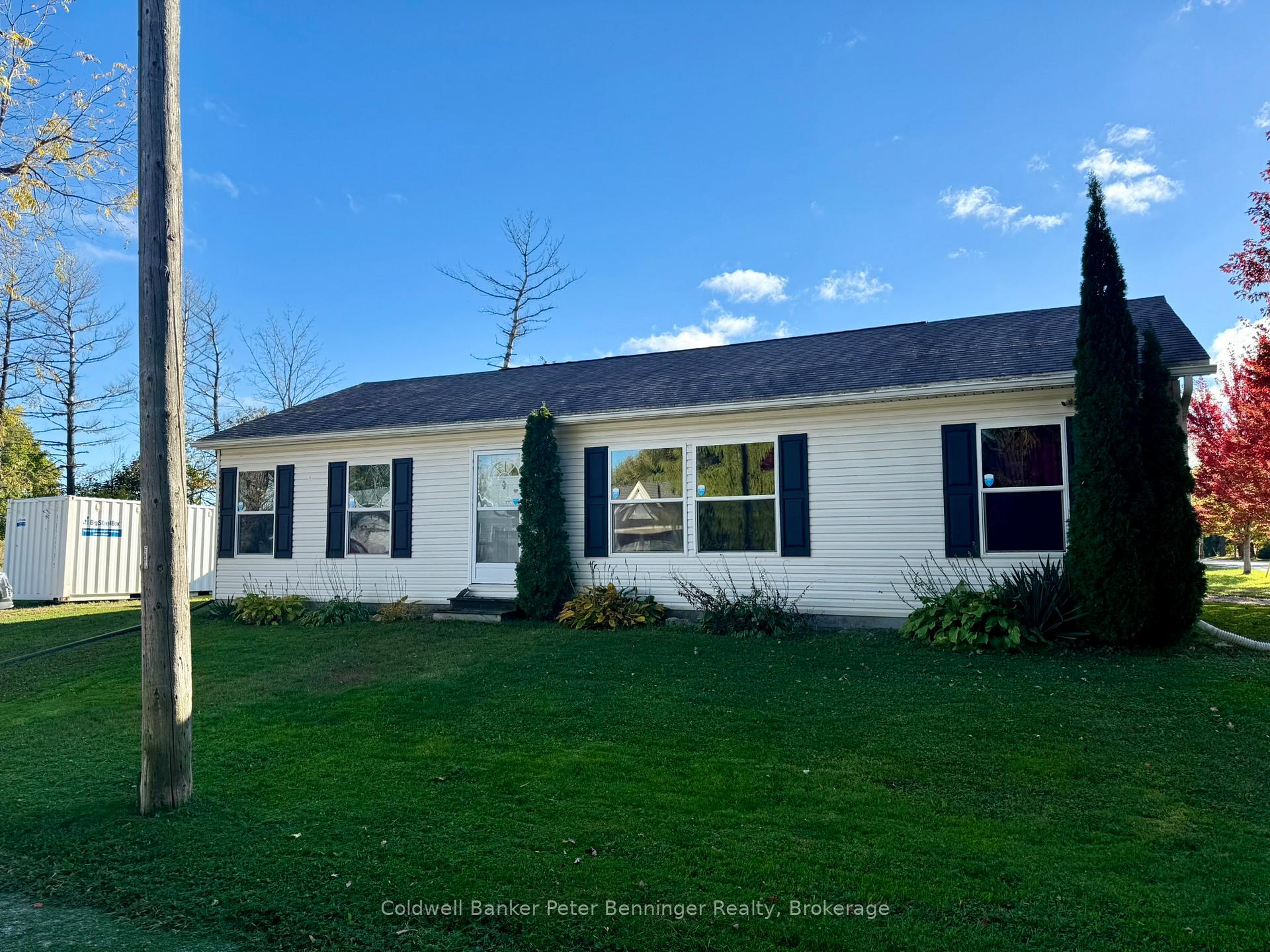 Photo 1 of 28 Rae Street, Kincardine — HOMEH