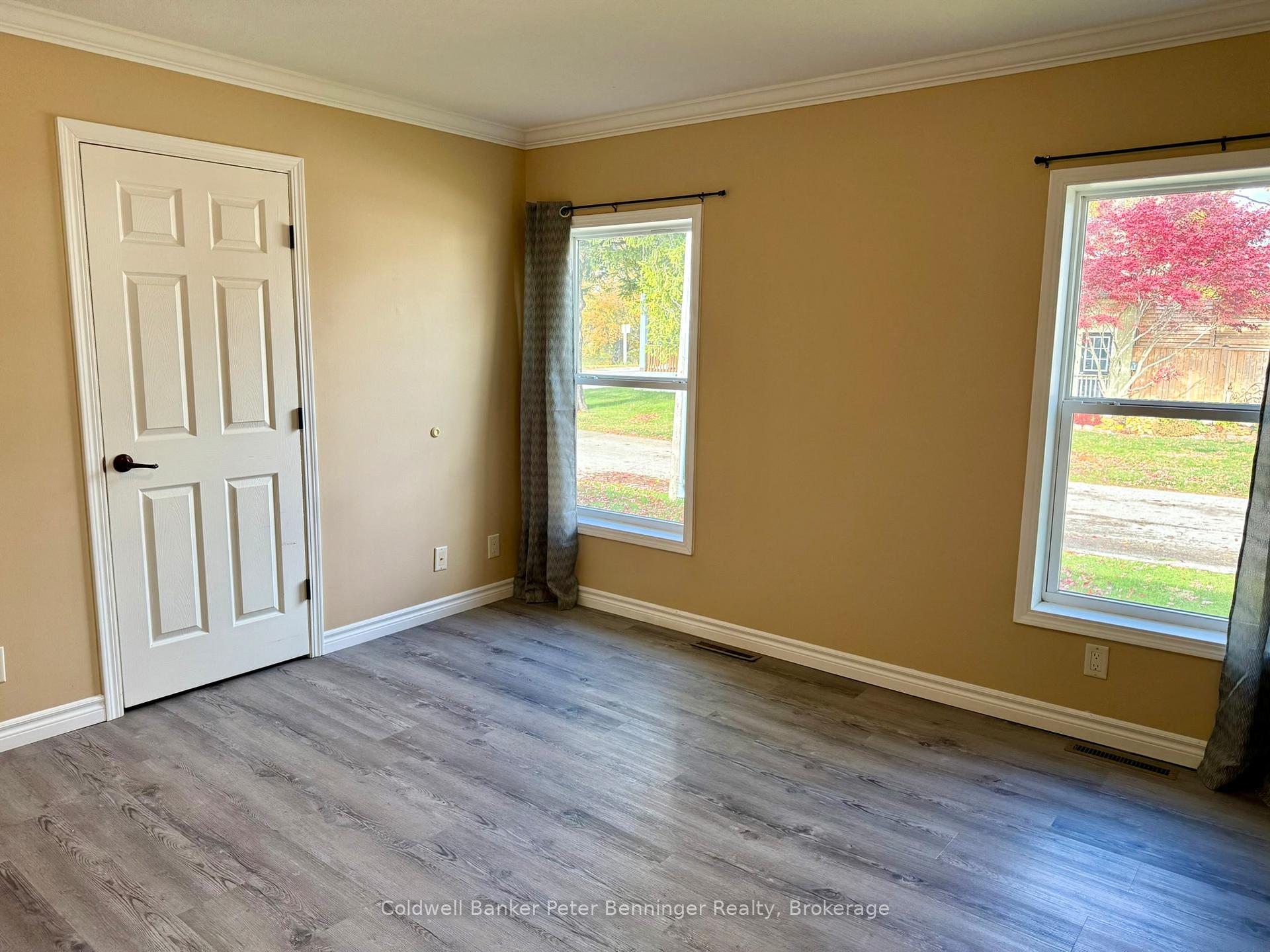 Photo 13 of 28 Rae Street, Kincardine — HOMEH
