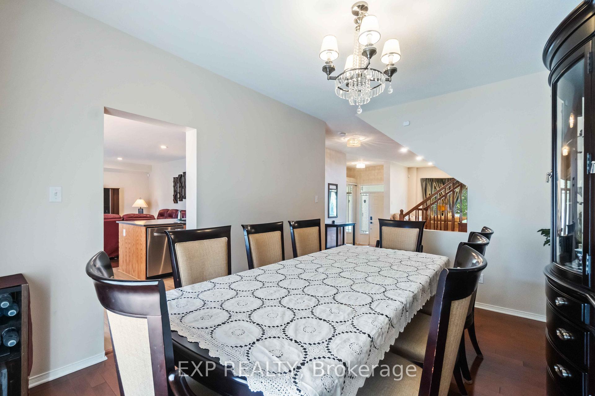 Photo 5 of 104 Yorkberry Gate, Ottawa, Hunt Club — HOMEH