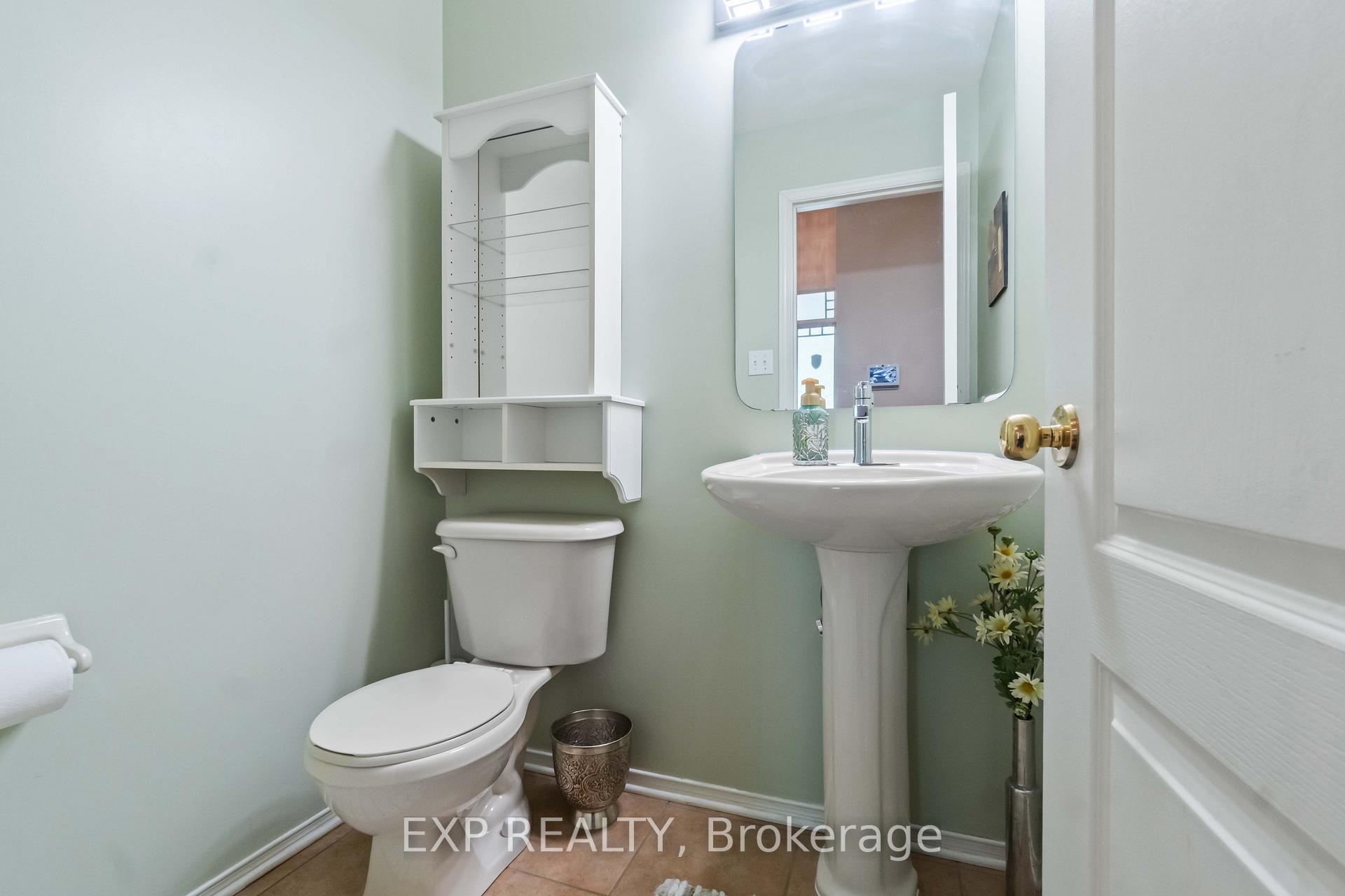 Photo 10 of 104 Yorkberry Gate, Ottawa, Hunt Club — HOMEH