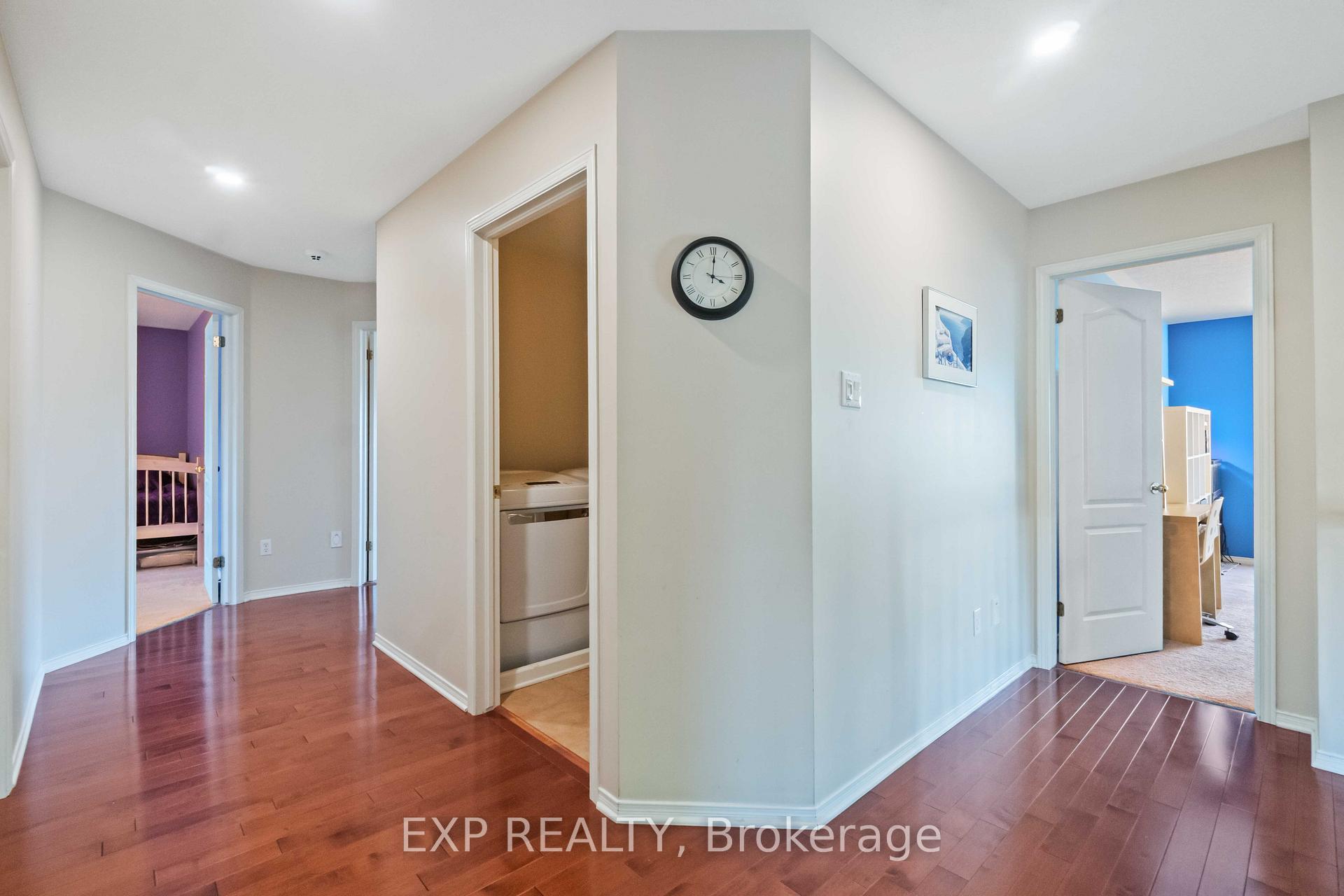 Photo 12 of 104 Yorkberry Gate, Ottawa, Hunt Club — HOMEH