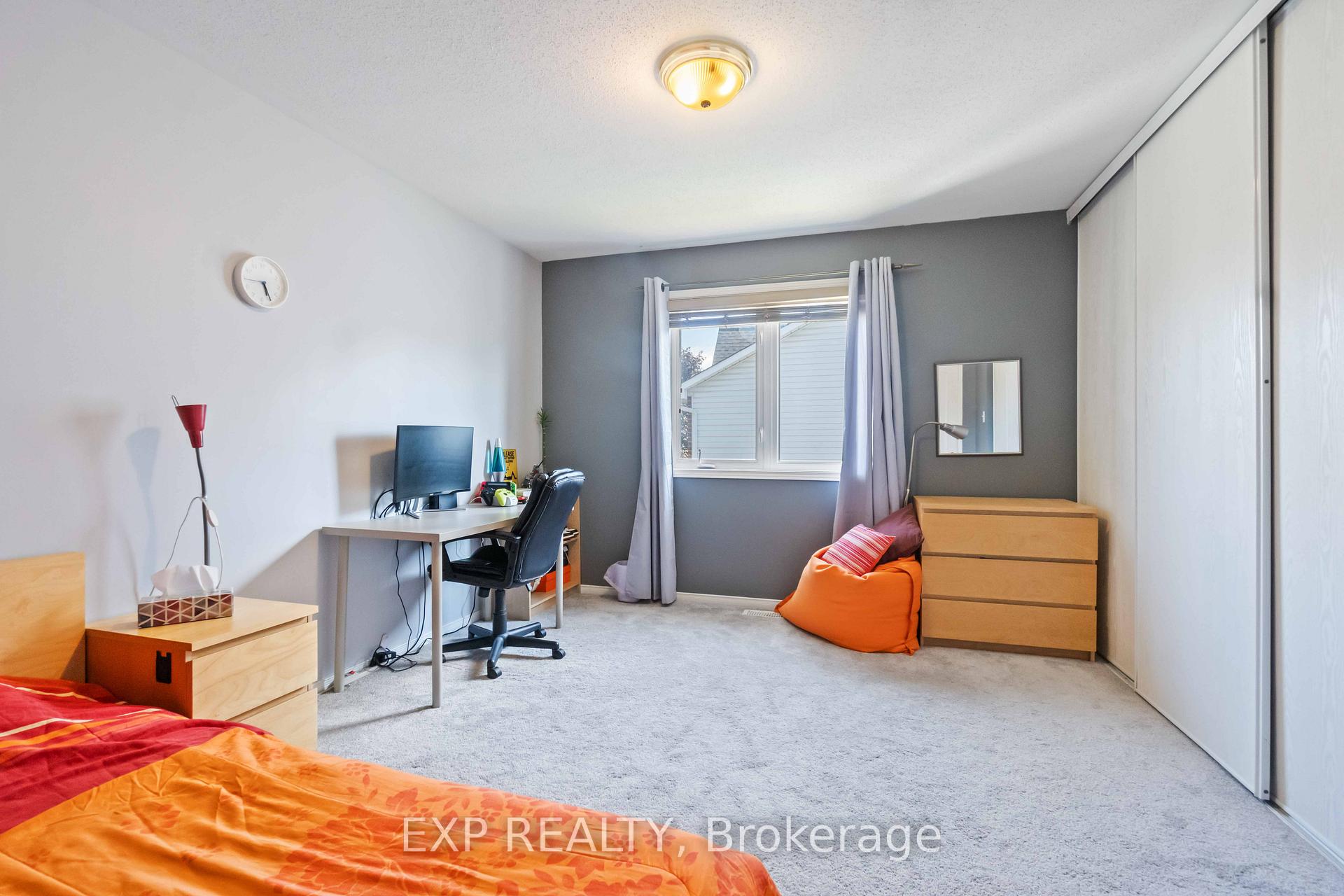 Photo 14 of 104 Yorkberry Gate, Ottawa, Hunt Club — HOMEH