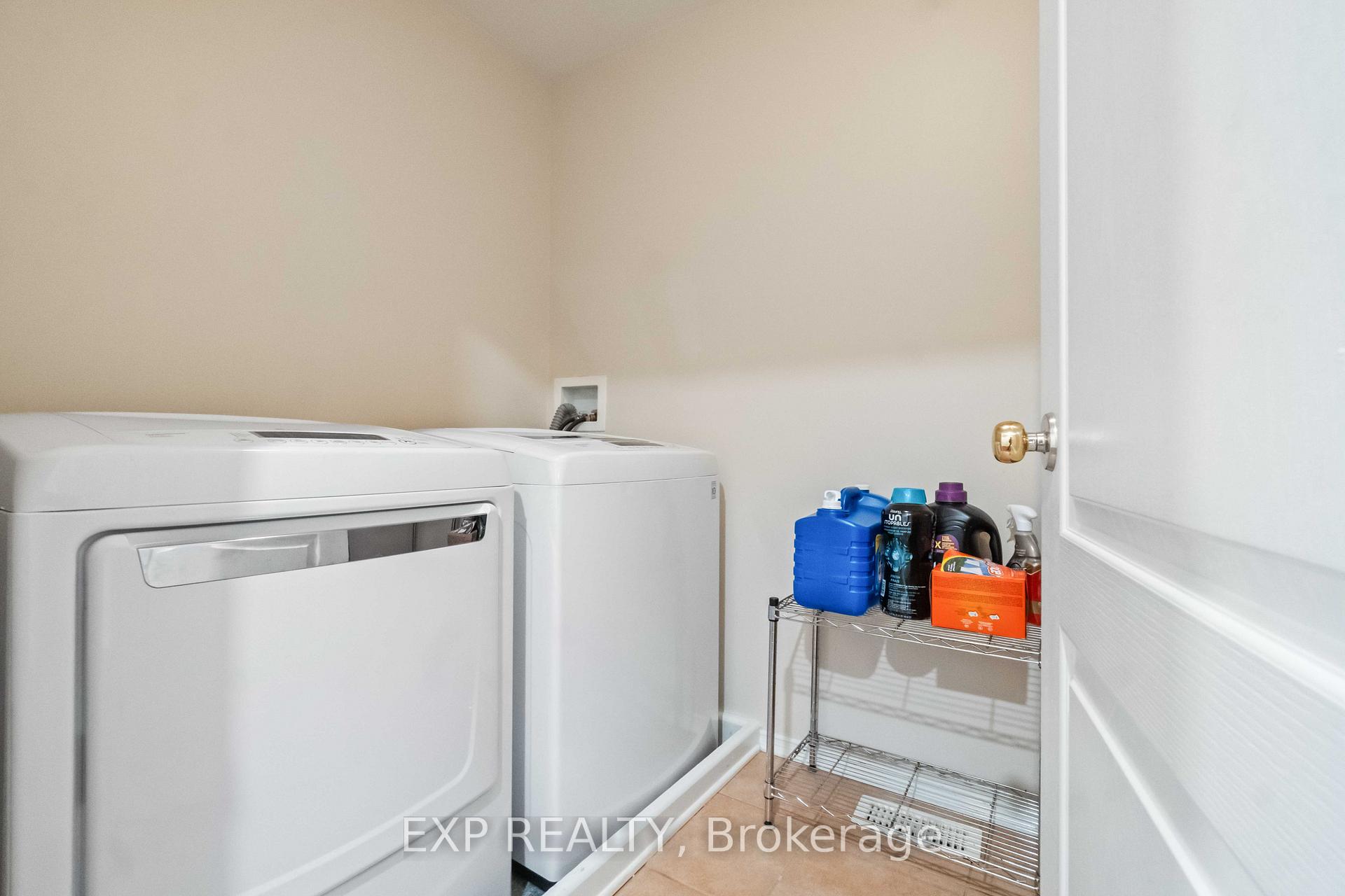 Photo 15 of 104 Yorkberry Gate, Ottawa, Hunt Club — HOMEH