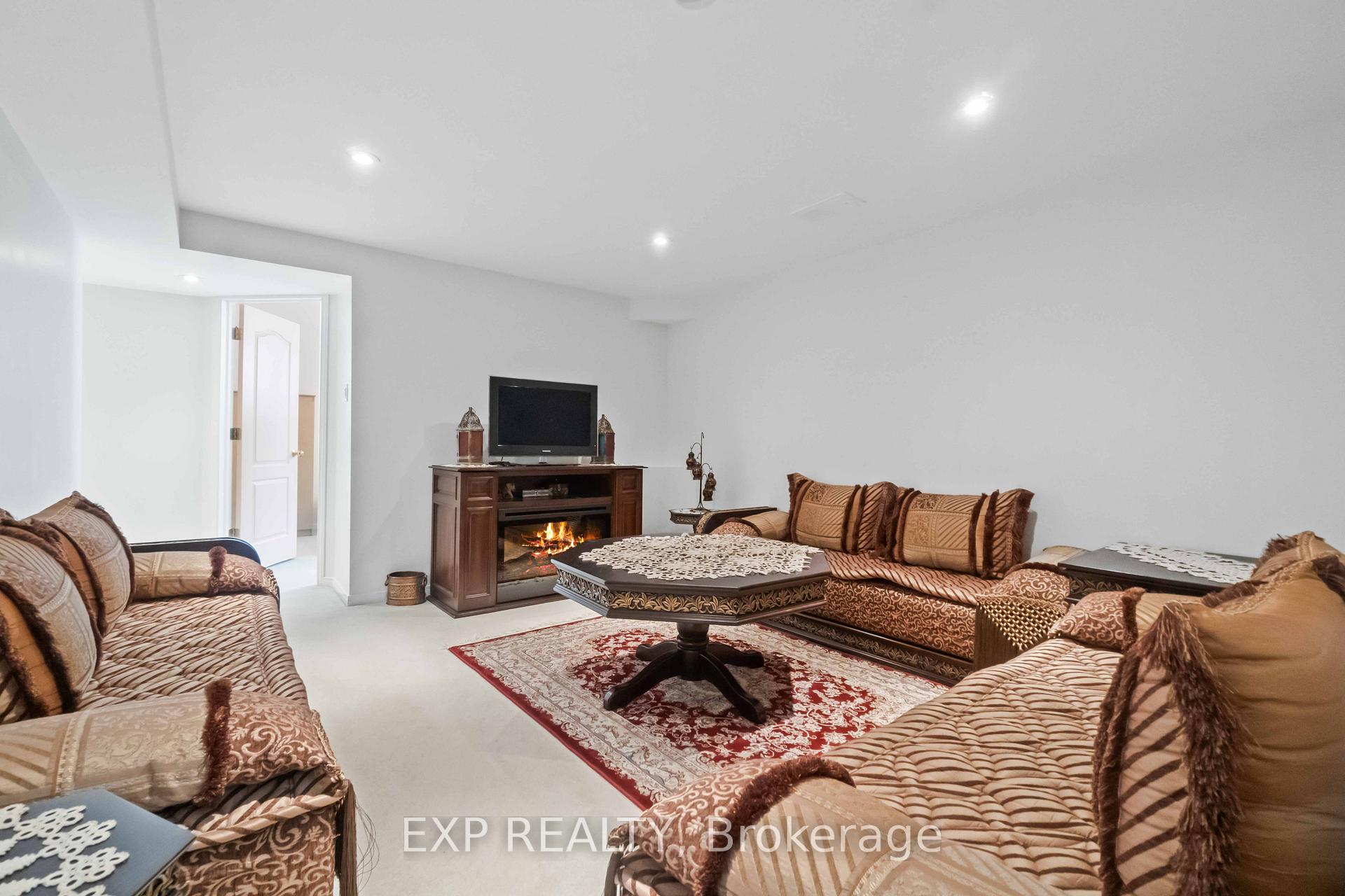 Photo 24 of 104 Yorkberry Gate, Ottawa, Hunt Club — HOMEH