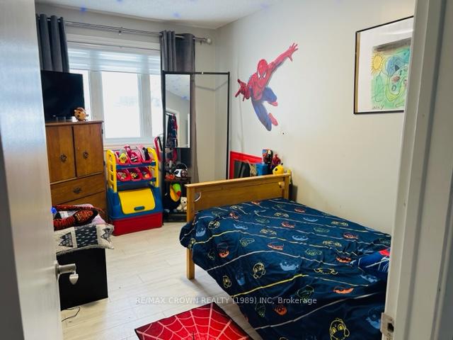 Photo 13 of 15 St Lawrence Avenue, Kapuskasing — HOMEH