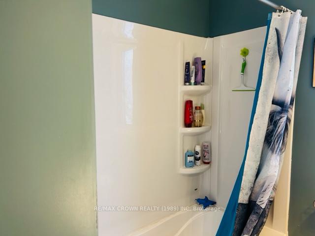 Photo 21 of 15 St Lawrence Avenue, Kapuskasing — HOMEH