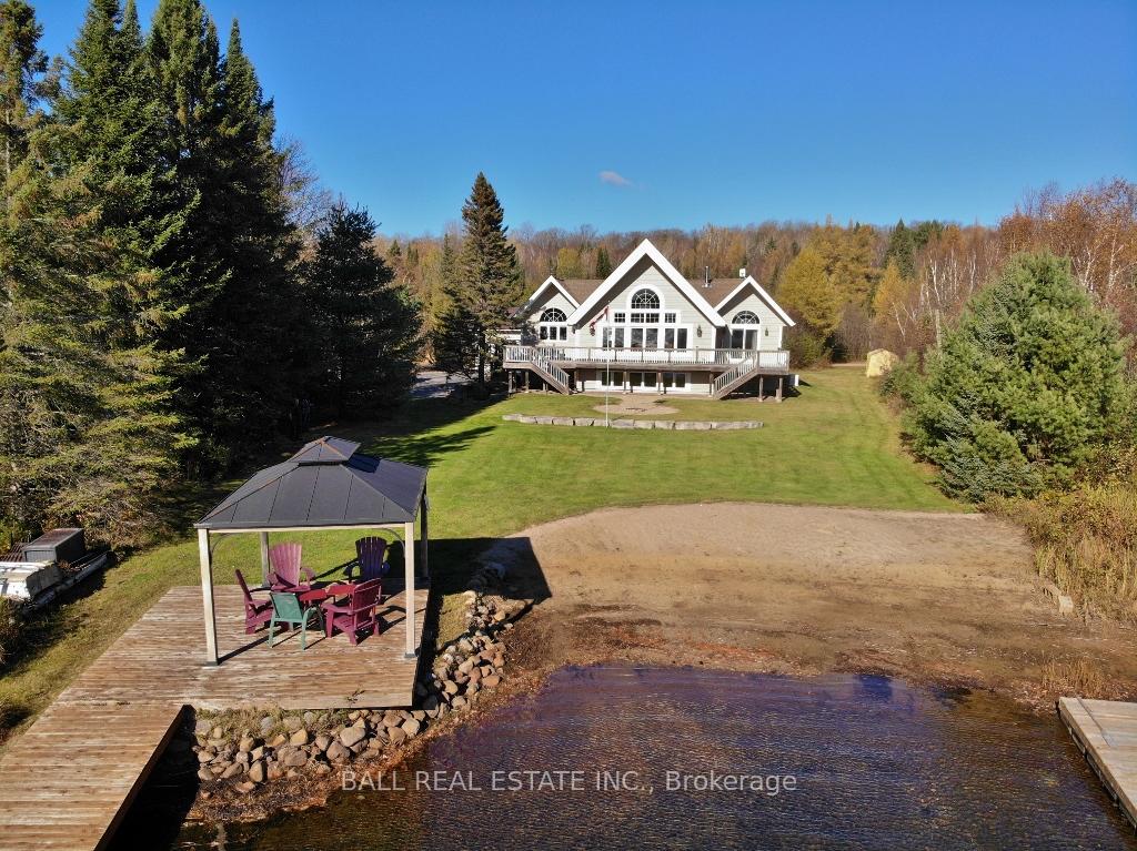 Photo 6 of 1030 Wapiti Circle, Highlands East, Cardiff Ward — HOMEH