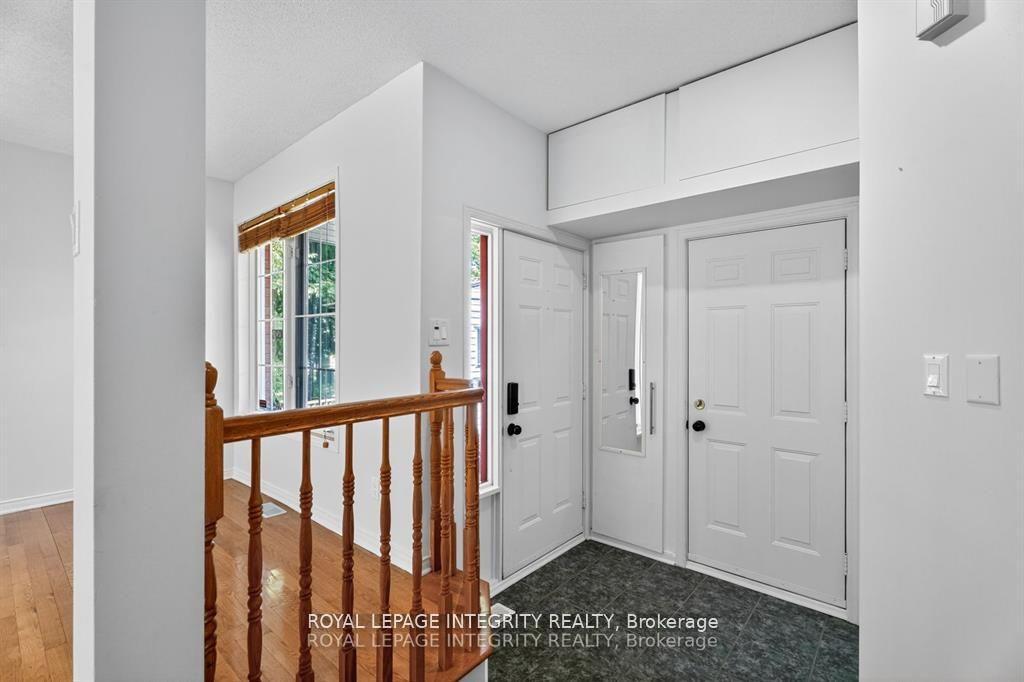Photo 3 of 3700 Rivergate Way, Ottawa, Quinterra — HOMEH