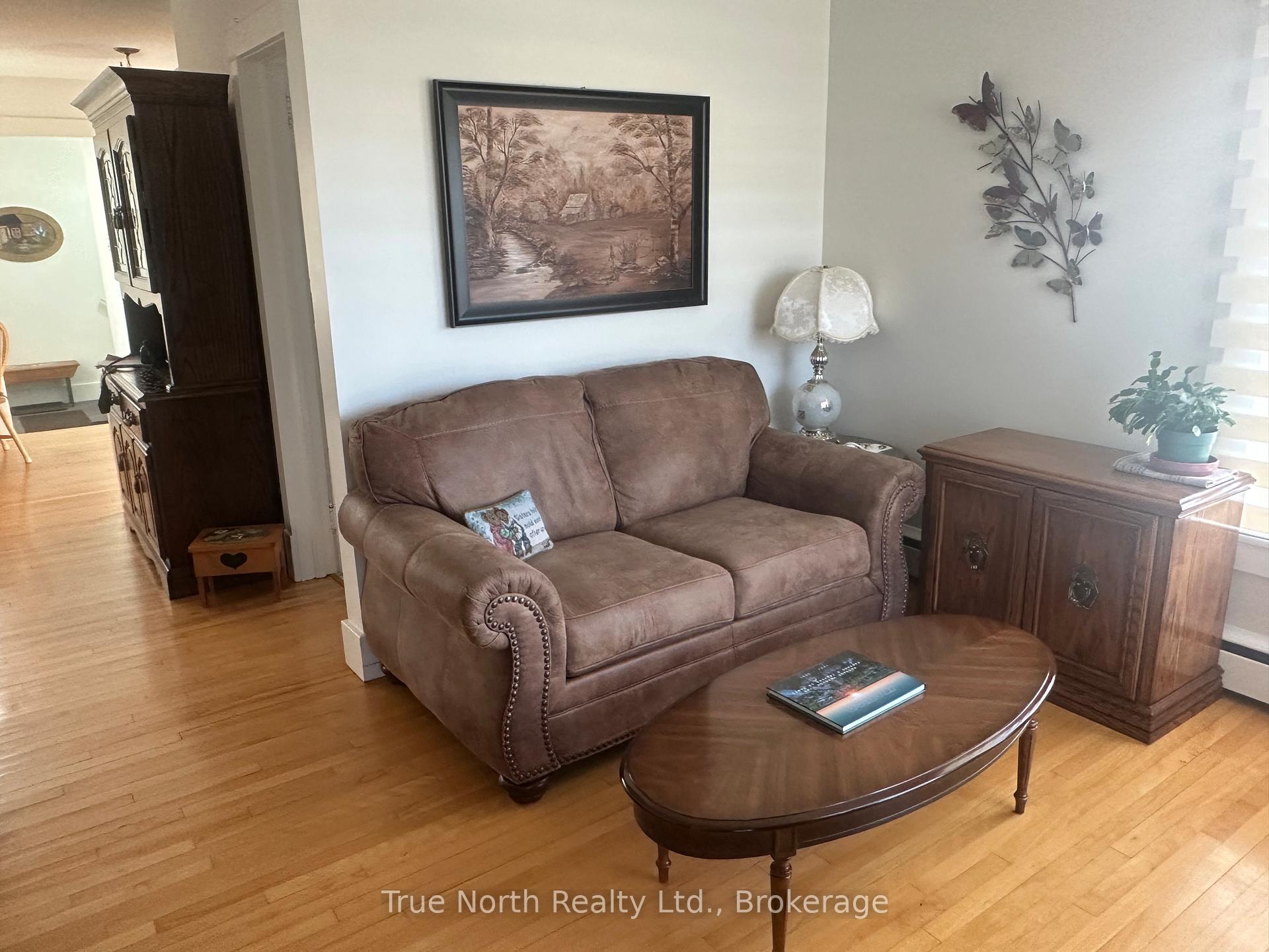 Photo 7 of 86 Devonshire Street, Kapuskasing — HOMEH