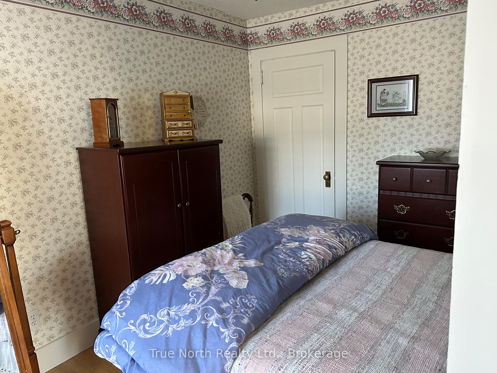 Photo 12 of 86 Devonshire Street, Kapuskasing — HOMEH