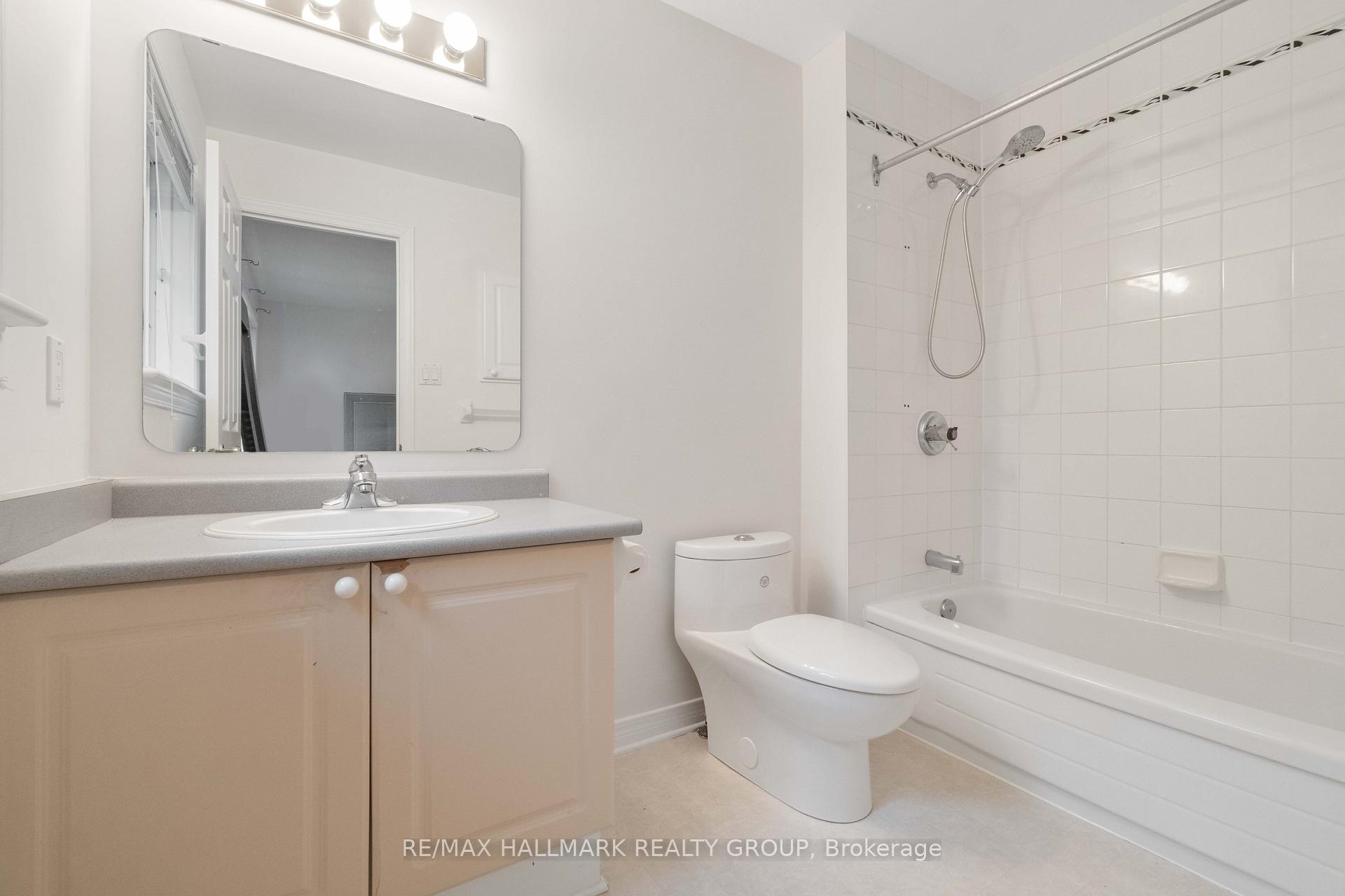 Photo 13 of 41 Kimberwick Crescent, Ottawa, Quinterra — HOMEH