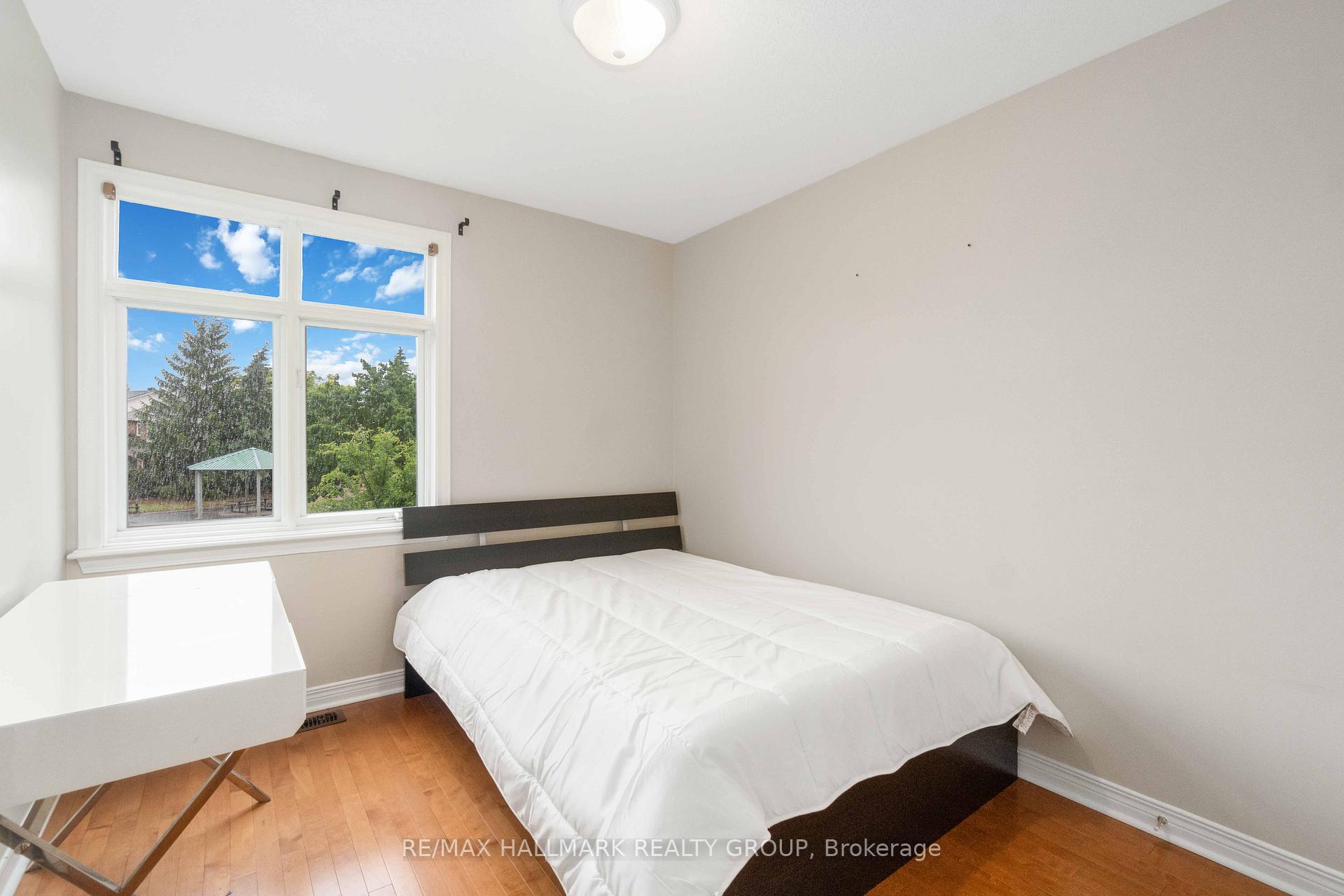 Photo 14 of 41 Kimberwick Crescent, Ottawa, Quinterra — HOMEH