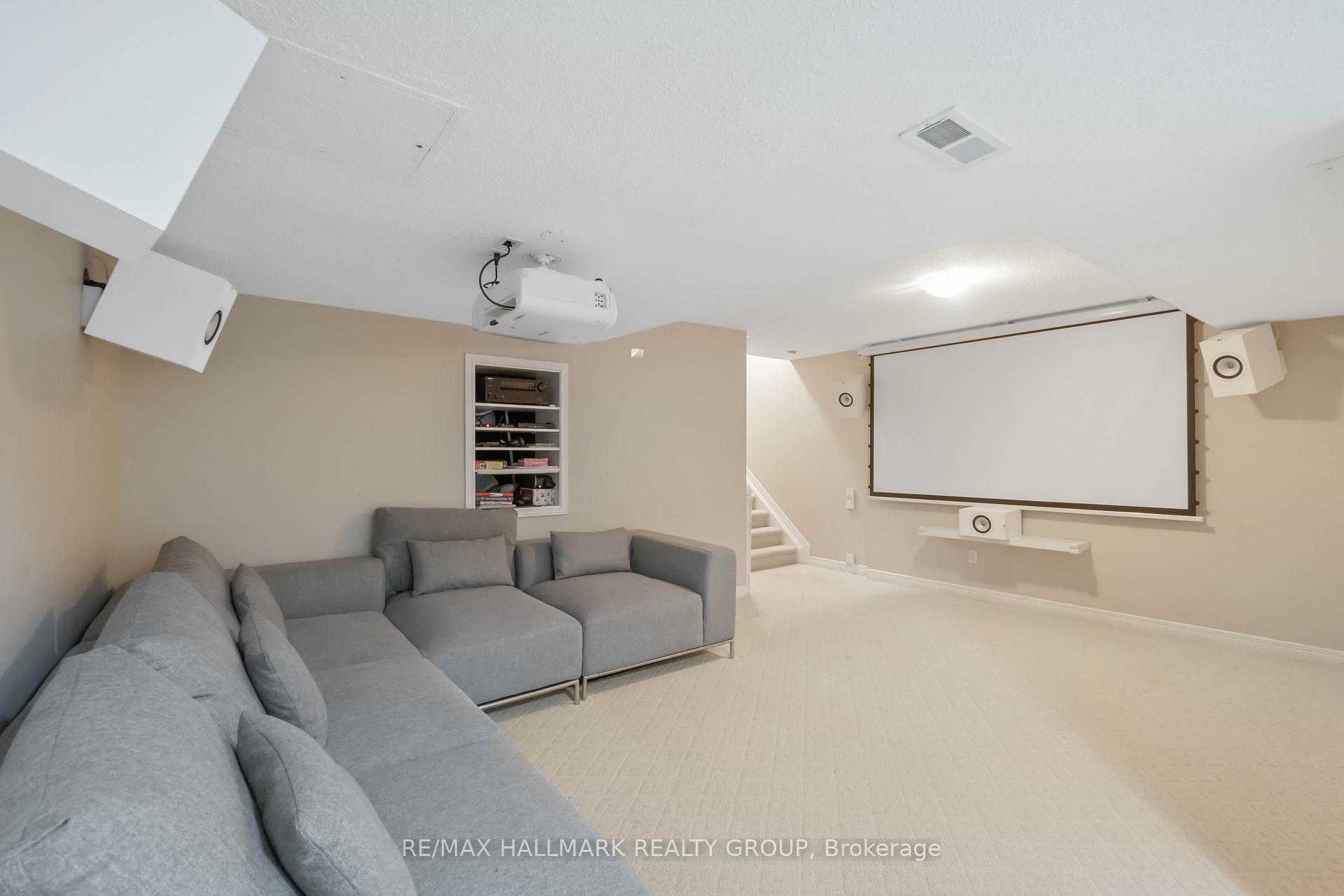 Photo 17 of 41 Kimberwick Crescent, Ottawa, Quinterra — HOMEH