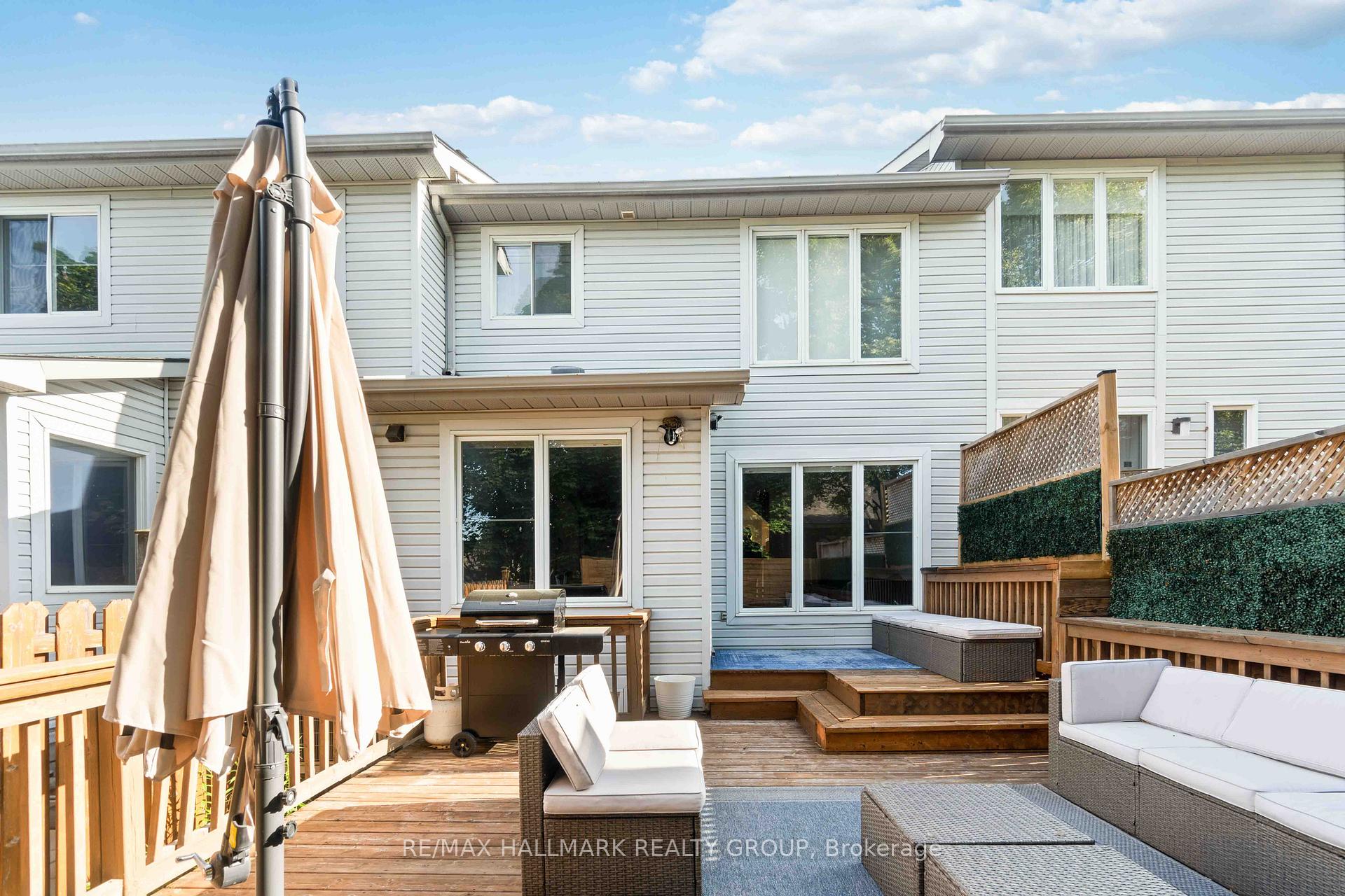 Photo 22 of 41 Kimberwick Crescent, Ottawa, Quinterra — HOMEH