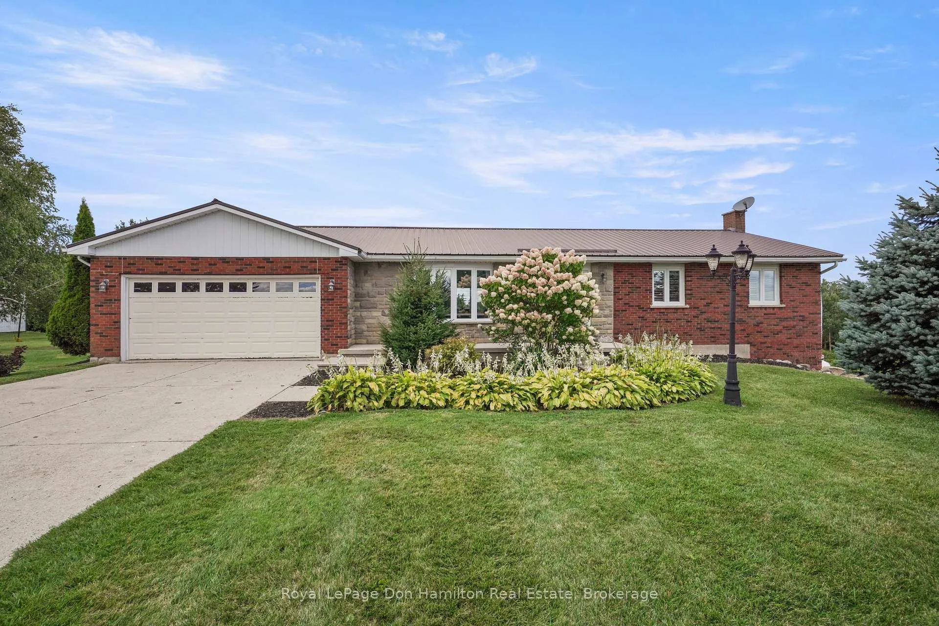Photo 2 of 1009 Queen Street, Howick — HOMEH