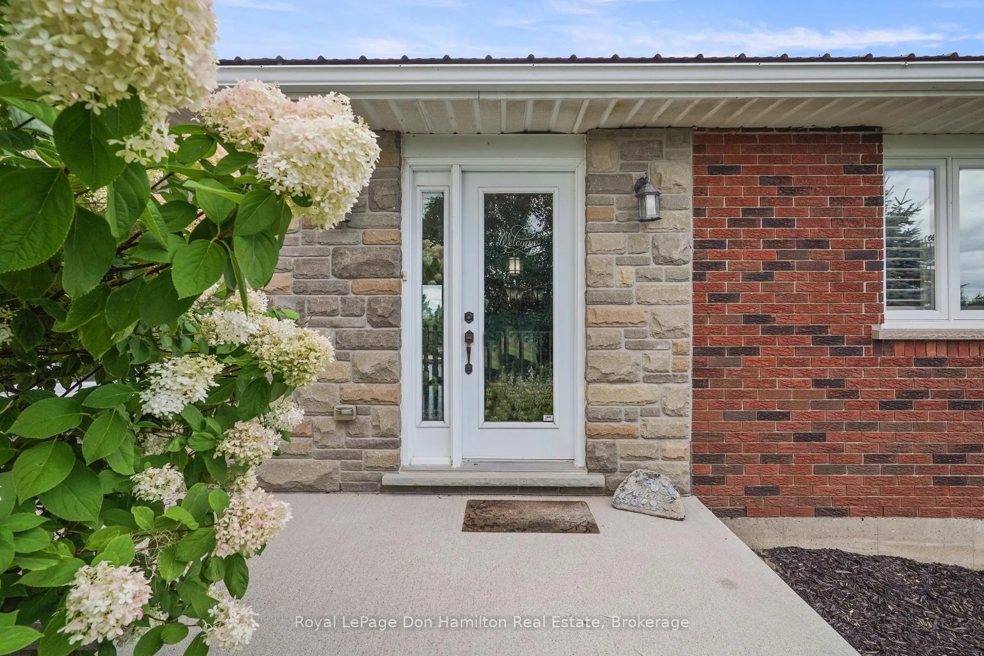 Photo 4 of 1009 Queen Street, Howick — HOMEH