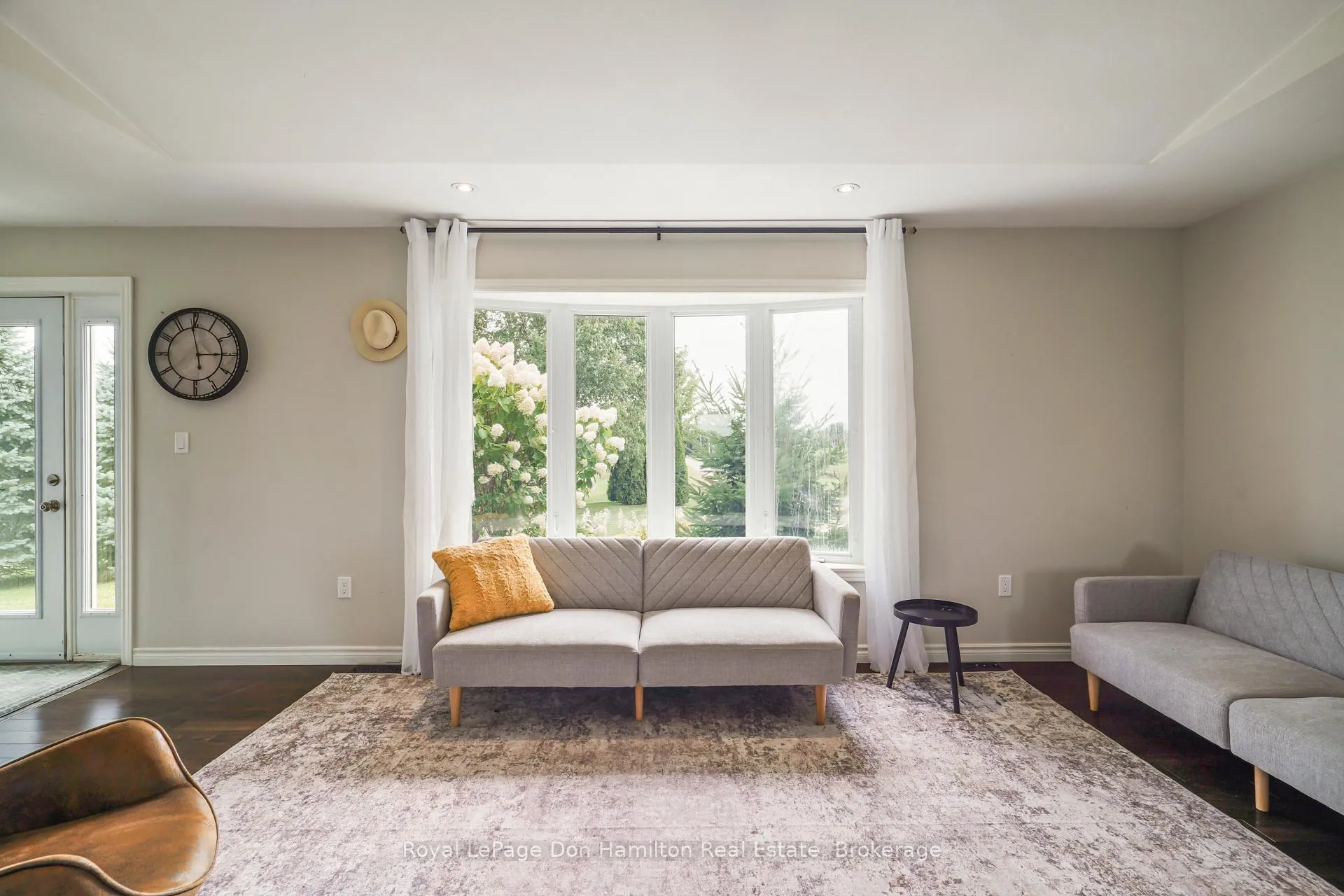 Photo 6 of 1009 Queen Street, Howick — HOMEH