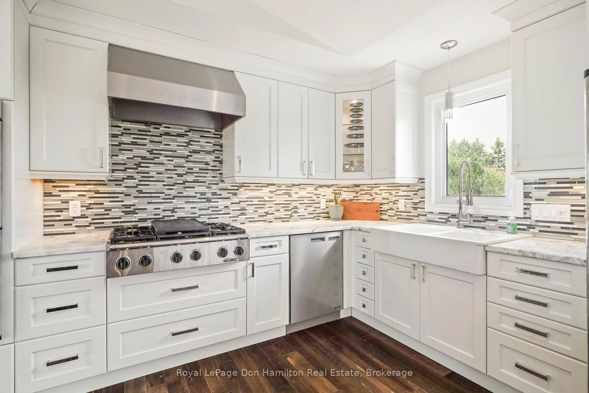 Photo 15 of 1009 Queen Street, Howick — HOMEH