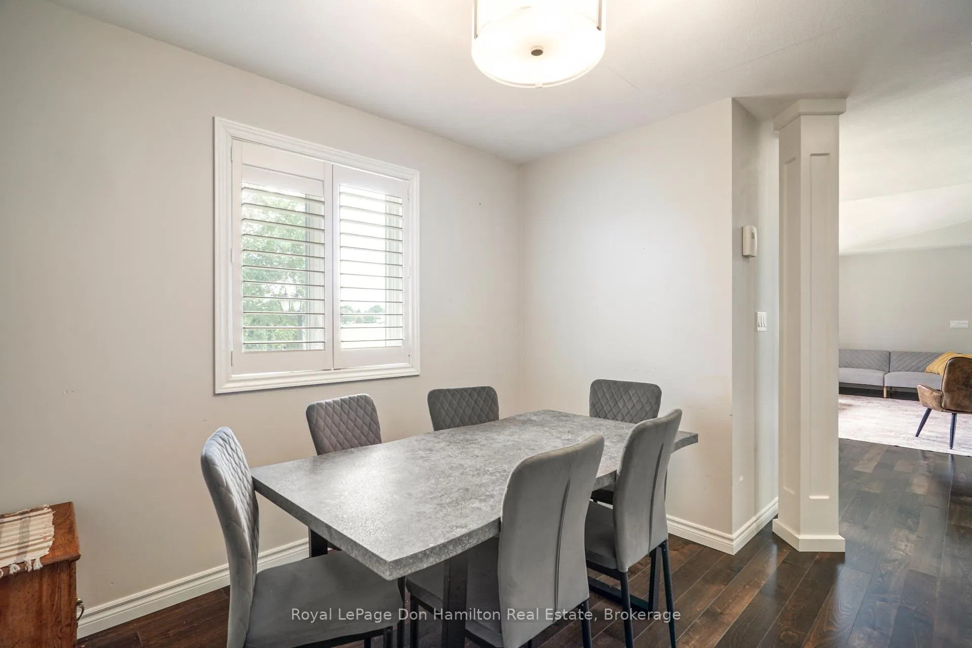 Photo 17 of 1009 Queen Street, Howick — HOMEH