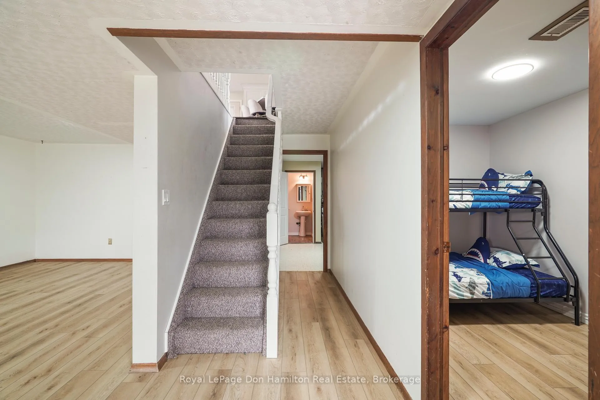 Photo 27 of 1009 Queen Street, Howick — HOMEH