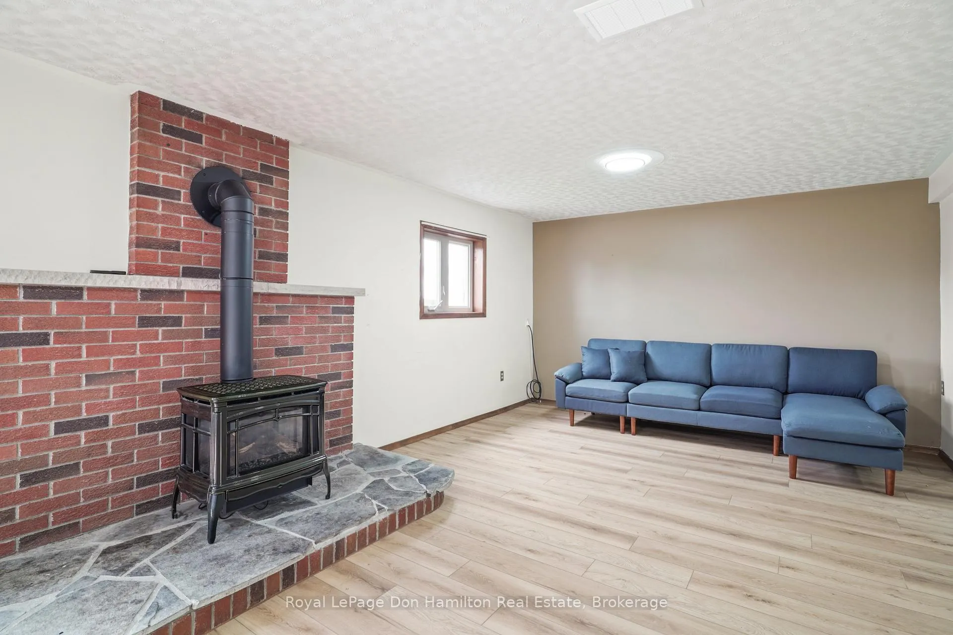 Photo 30 of 1009 Queen Street, Howick — HOMEH