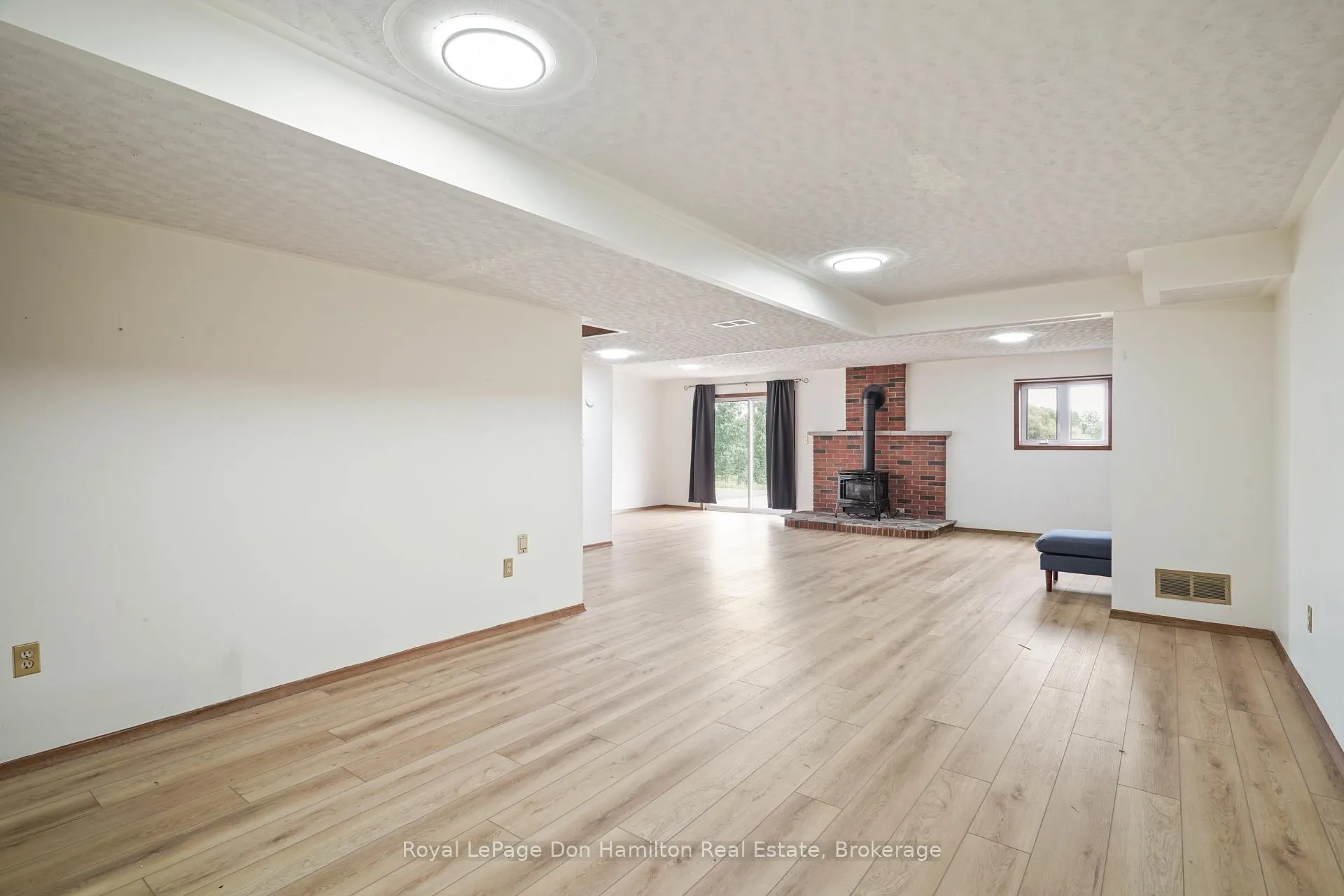Photo 31 of 1009 Queen Street, Howick — HOMEH