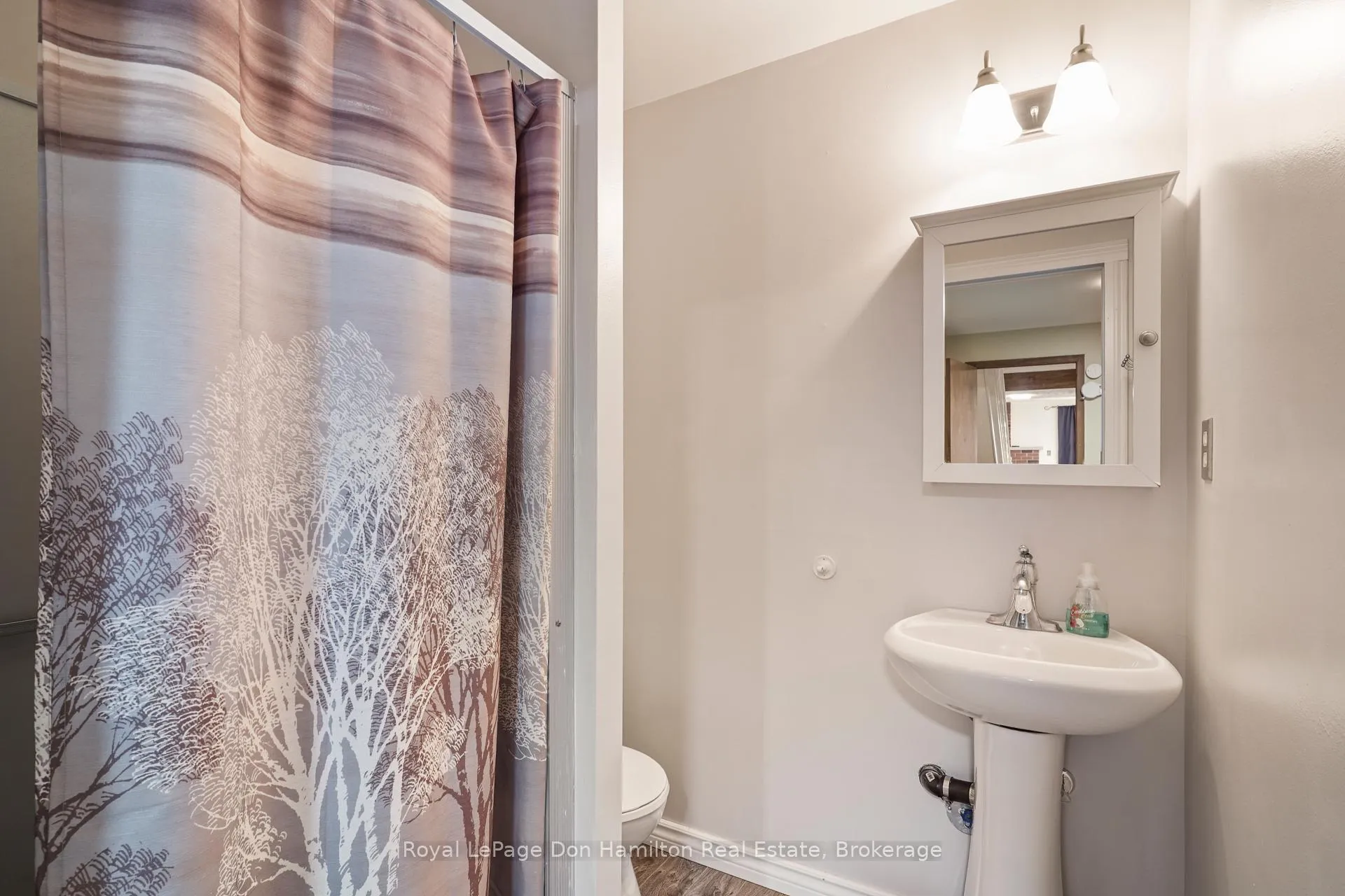 Photo 33 of 1009 Queen Street, Howick — HOMEH