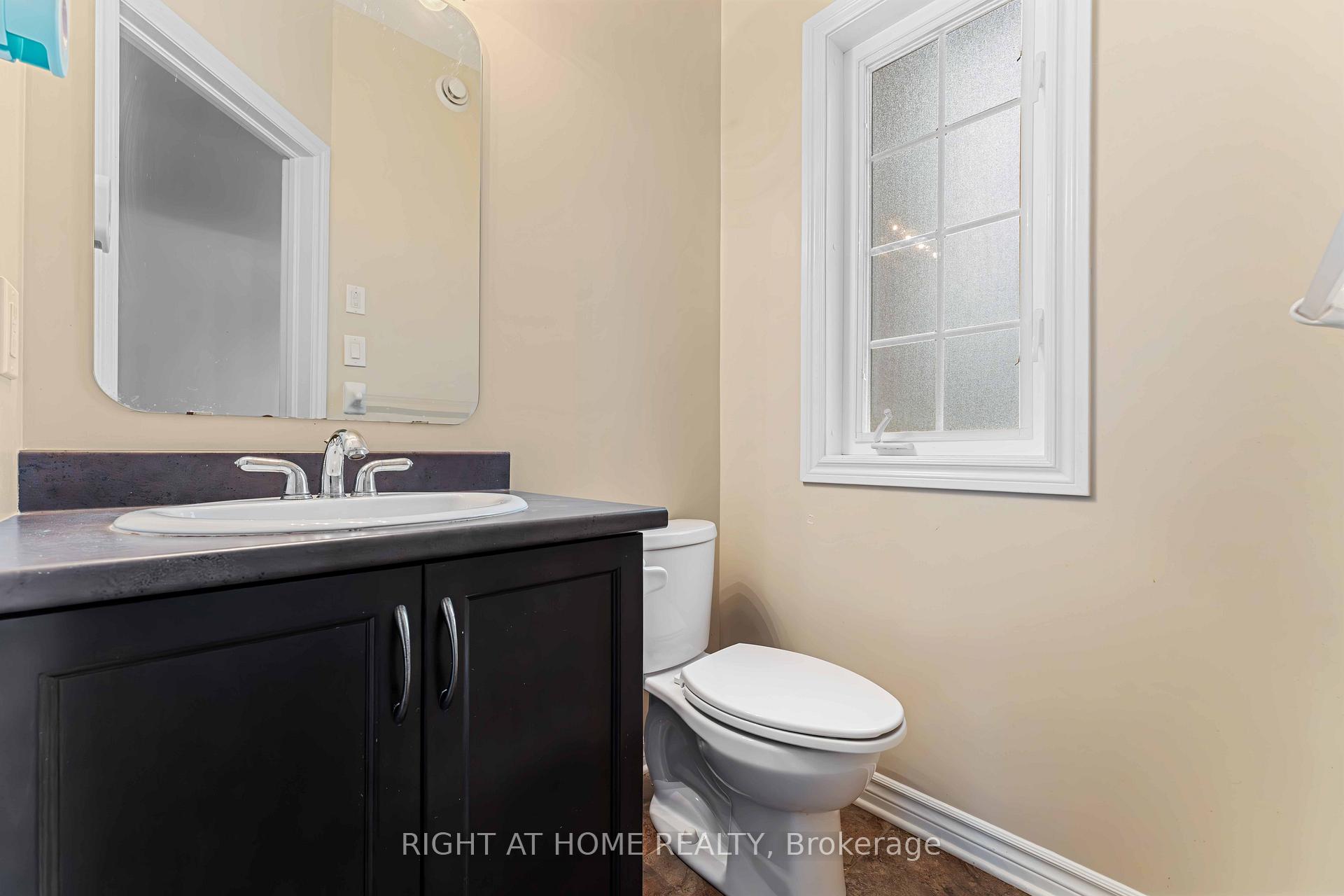 Photo 8 of 359 Kingbrook Drive, Ottawa, Kanata - Bridlewood — HOMEH