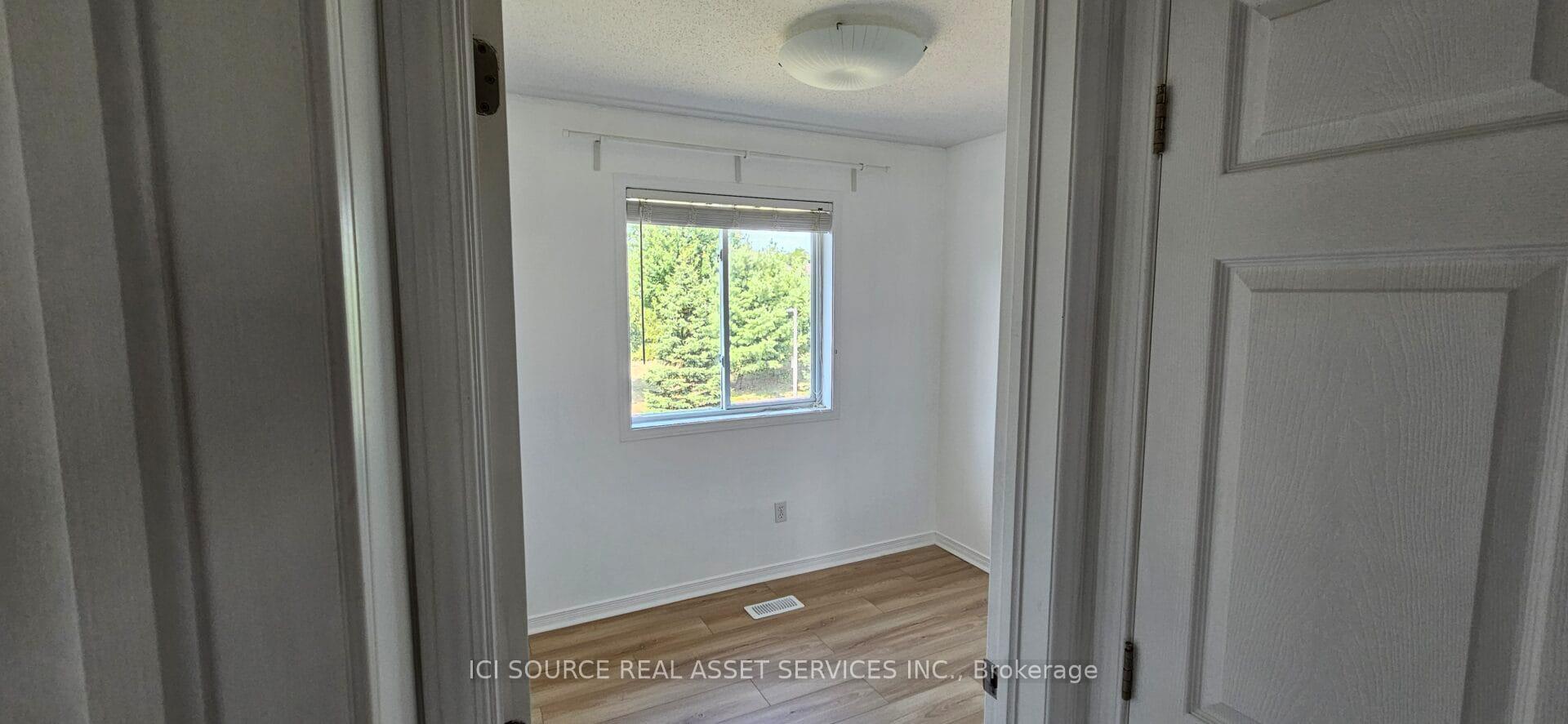 Photo 14 of 164 Colliston Crescent, Ottawa, Ridgemont — HOMEH