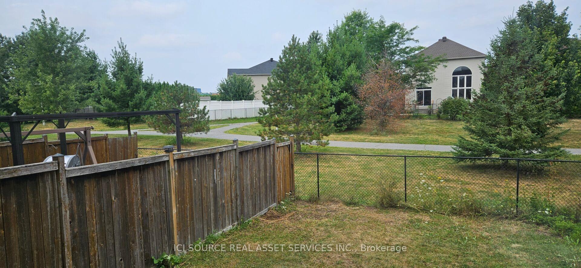Photo 18 of 164 Colliston Crescent, Ottawa, Ridgemont — HOMEH