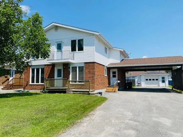 Photo 1 of 11 Kennedy Avenue, Kapuskasing — HOMEH