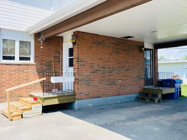 Photo 7 of 11 Kennedy Avenue, Kapuskasing — HOMEH