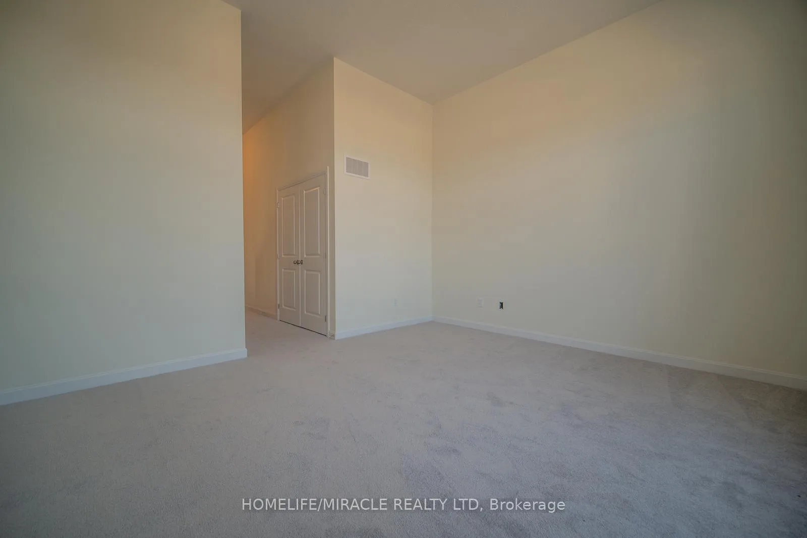 Photo 17 of 60 Oakmont Drive, Loyalist, Bath — HOMEH