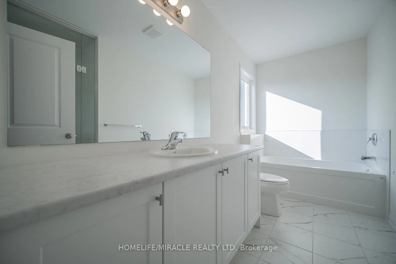 Photo 26 of 60 Oakmont Drive, Loyalist, Bath — HOMEH