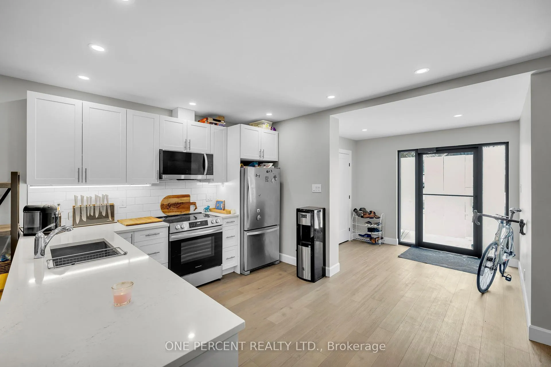 Photo 5 of Unit 4, 6610 Forth Line Road W, Ottawa, North Gower — HOMEH